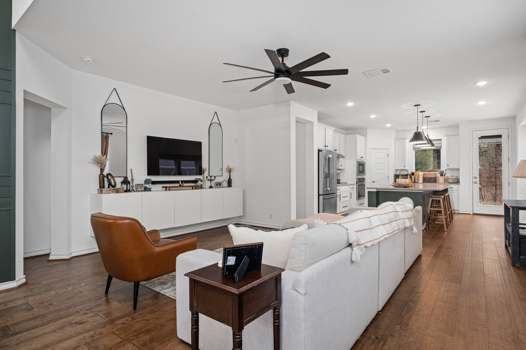 San Antonio, Texas, 78254, United States, 5 Bedrooms Bedrooms, ,3 BathroomsBathrooms,Residential,For Sale,1935697