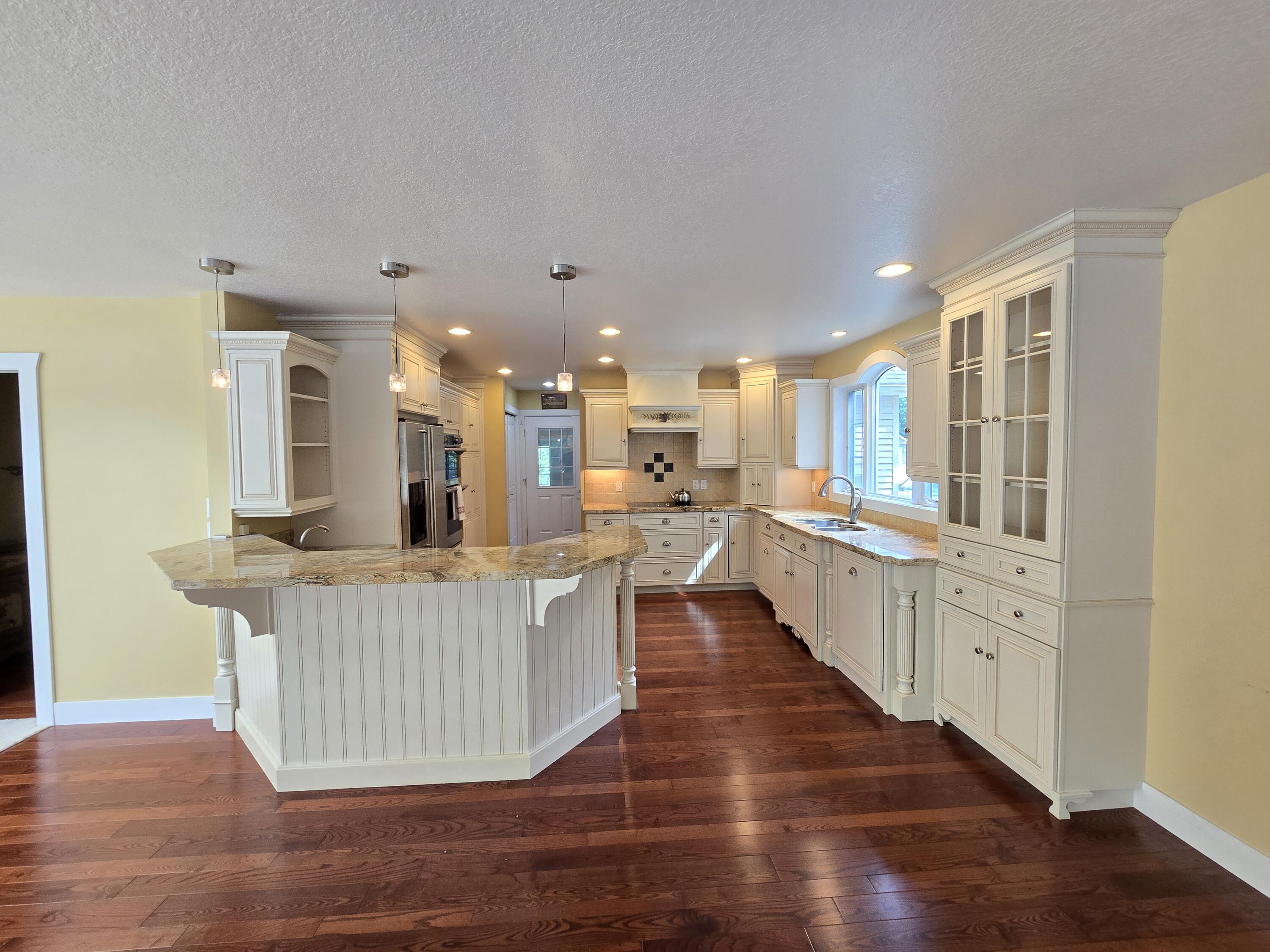 Alpena, Michigan, 49707, United States, 4 Bedrooms Bedrooms, ,4 BathroomsBathrooms,Residential,For Sale,1922975