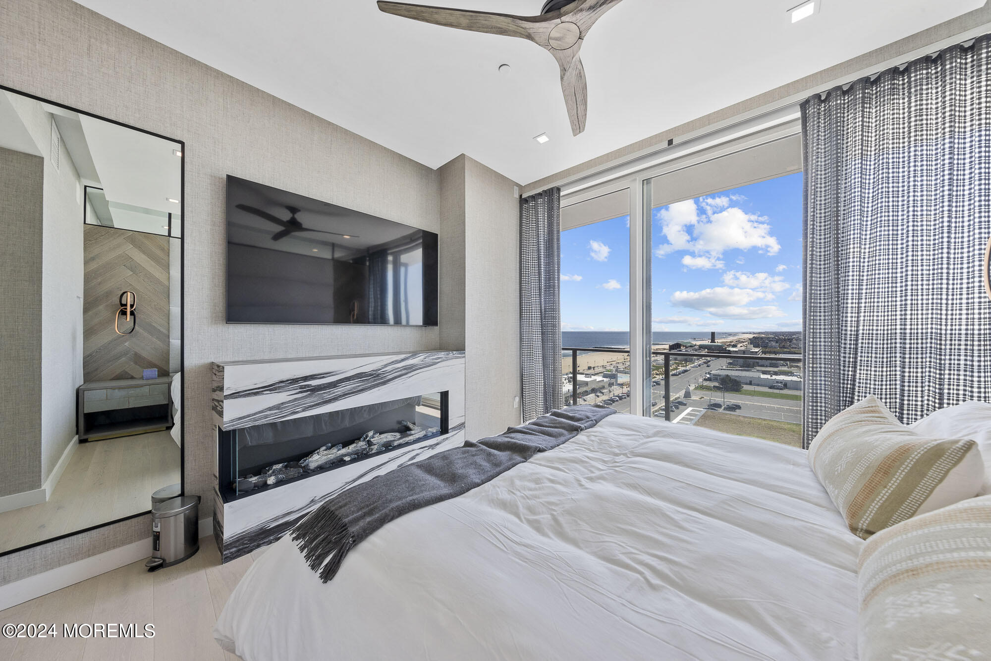 Asbury Park, New Jersey, 07712, United States, 3 Bedrooms Bedrooms, ,3 BathroomsBathrooms,Residential,For Sale,2003332