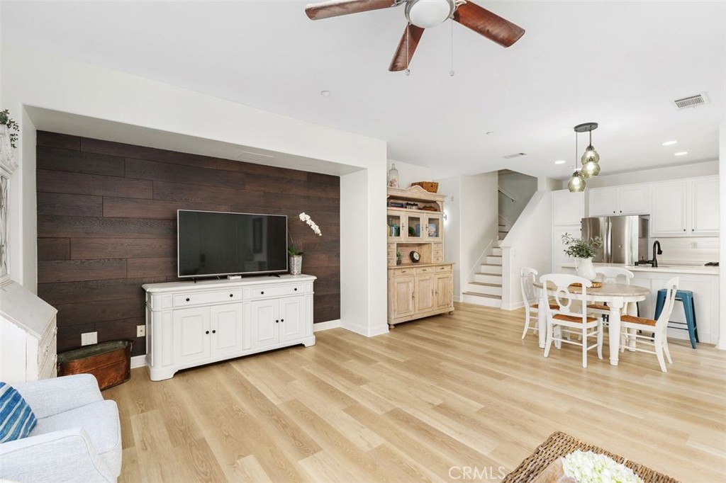 Temecula, California, 92592, United States, 3 Bedrooms Bedrooms, ,3 BathroomsBathrooms,Residential,For Sale,1970519