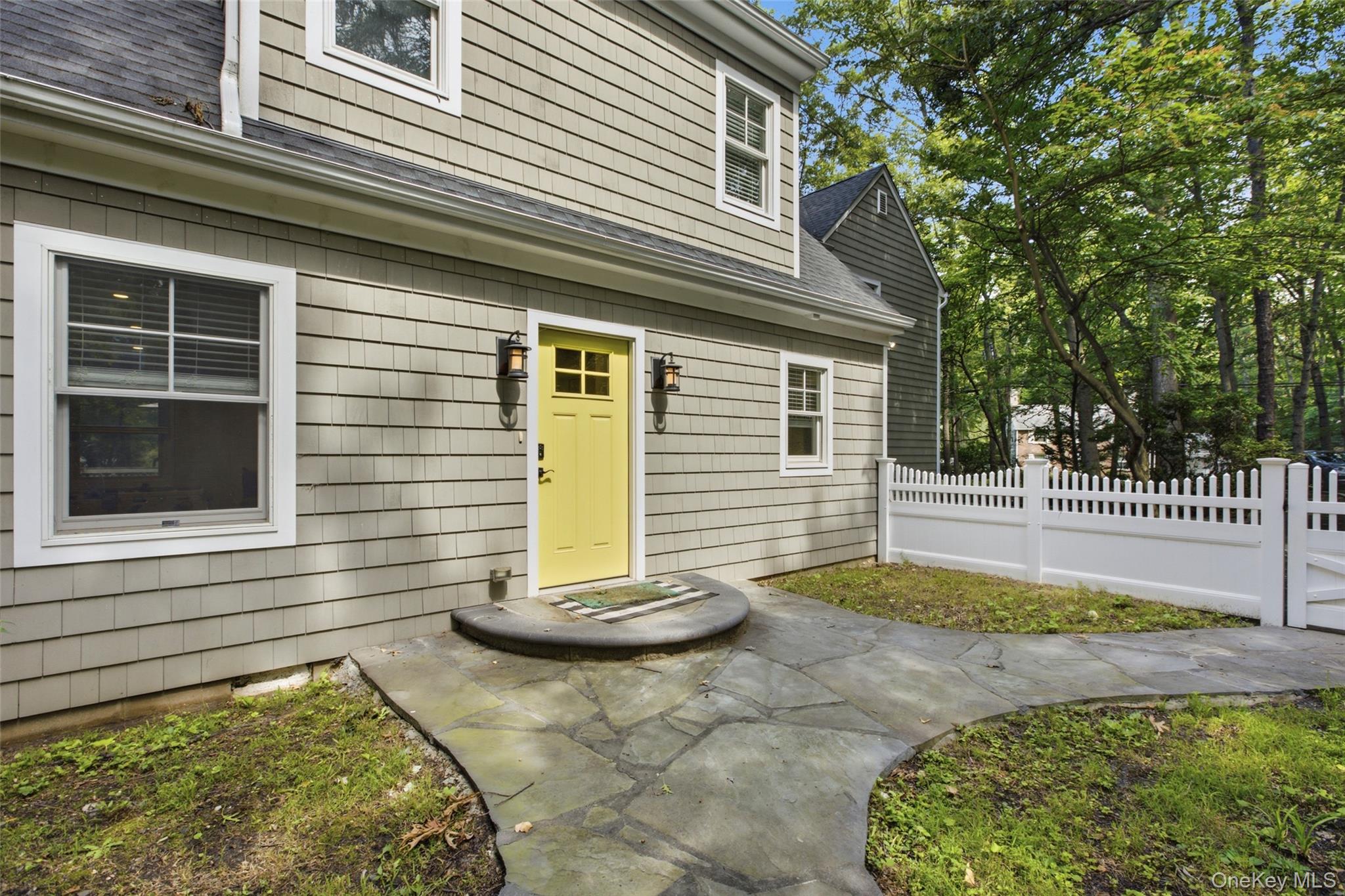  18 W Meadow Road, Setauket, NY, 11733 - 物件實景