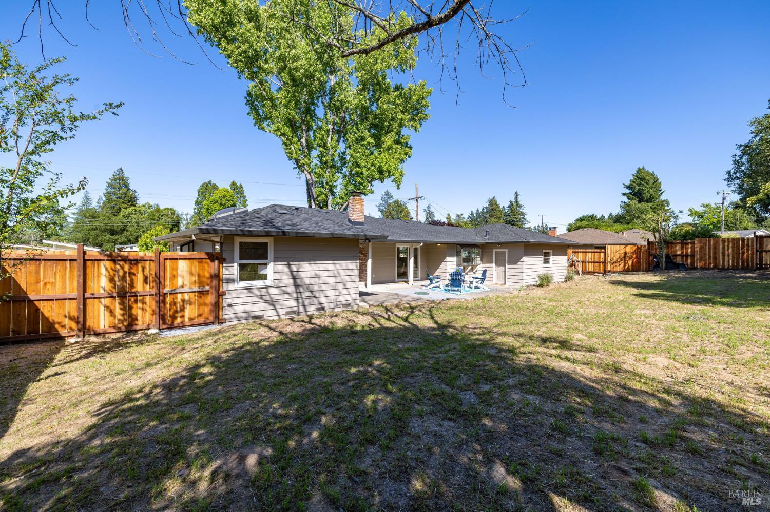 Sebastopol, California, 95472, United States, 2 Bedrooms Bedrooms, ,1 BathroomBathrooms,Residential,For Sale,2048872