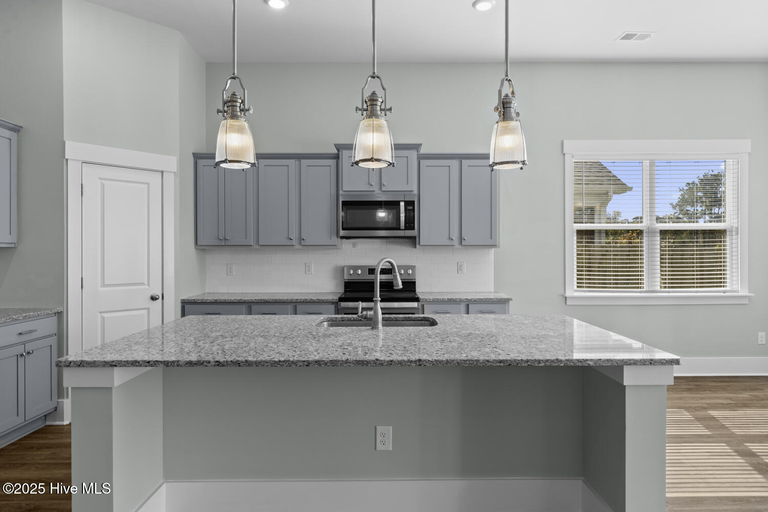 Surf City, North Carolina, 28445, United States, 4 Bedrooms Bedrooms, ,2 BathroomsBathrooms,Residential,For Sale,1987311