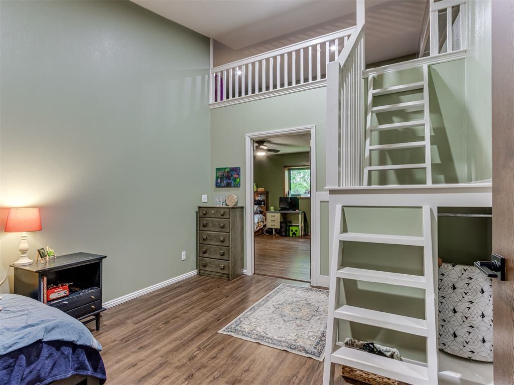Oklahoma City, Oklahoma, 73131, United States, 4 Bedrooms Bedrooms, ,5 BathroomsBathrooms,Residential,For Sale,1919508