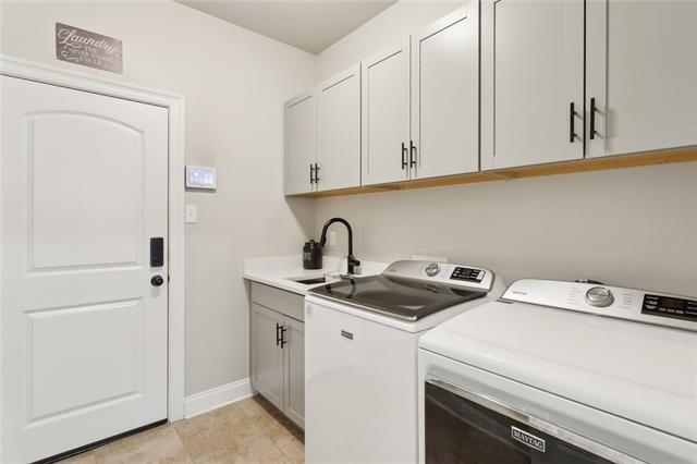 Madisonville, Louisiana, 70447, United States, 5 Bedrooms Bedrooms, ,3 BathroomsBathrooms,Residential,For Sale,1998528