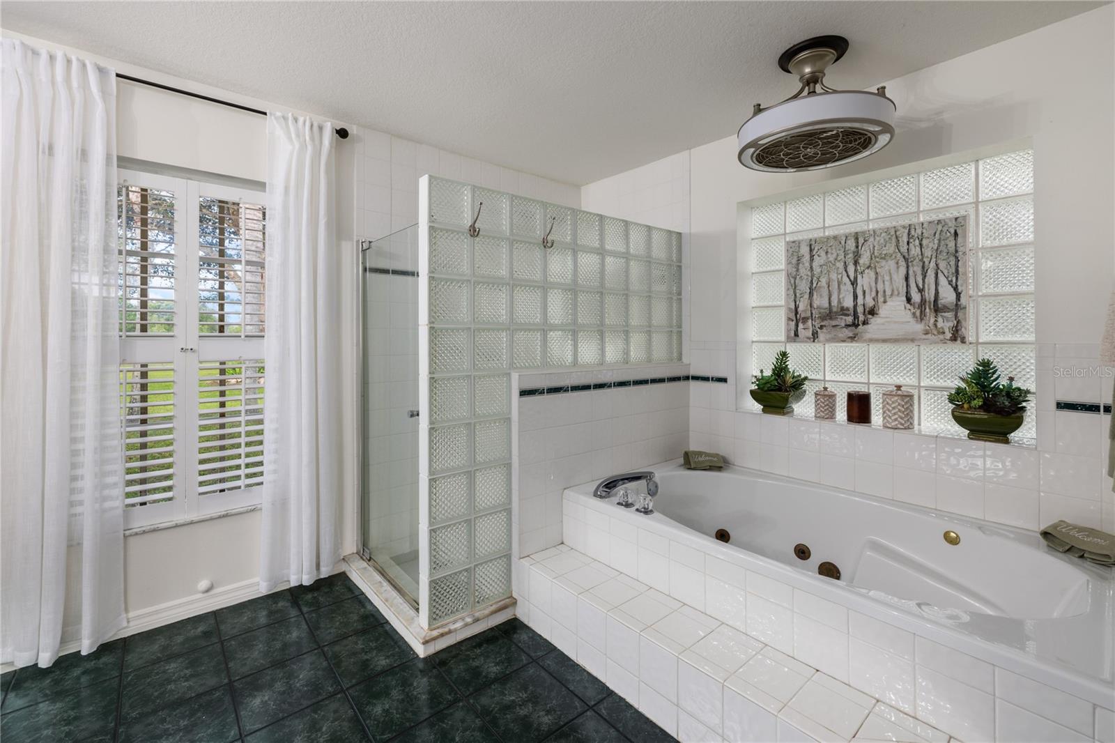 Deland, Florida, 32720, United States, 5 Bedrooms Bedrooms, ,3 BathroomsBathrooms,Residential,For Sale,2048830
