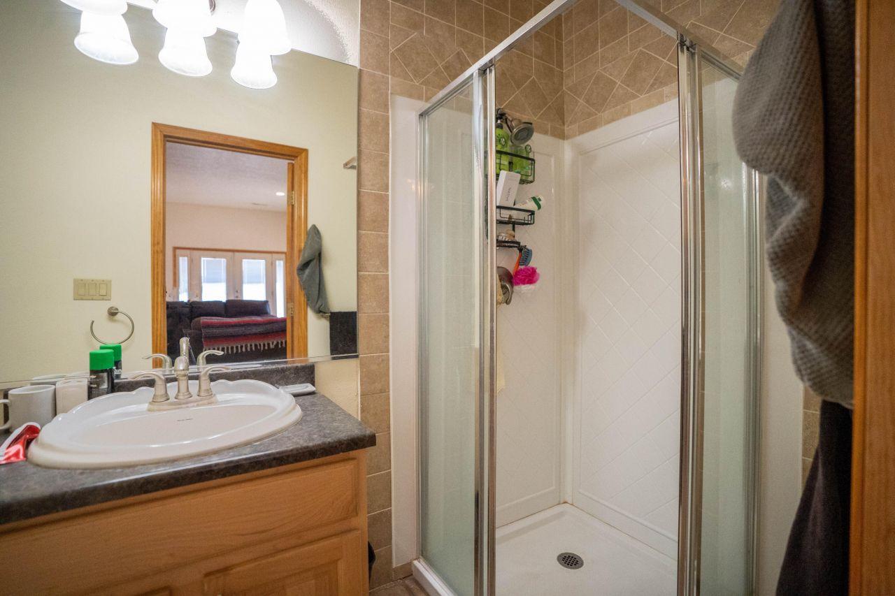 Los Ranchos, New Mexico, 87114, United States, 4 Bedrooms Bedrooms, ,5 BathroomsBathrooms,Residential,For Sale,1720943