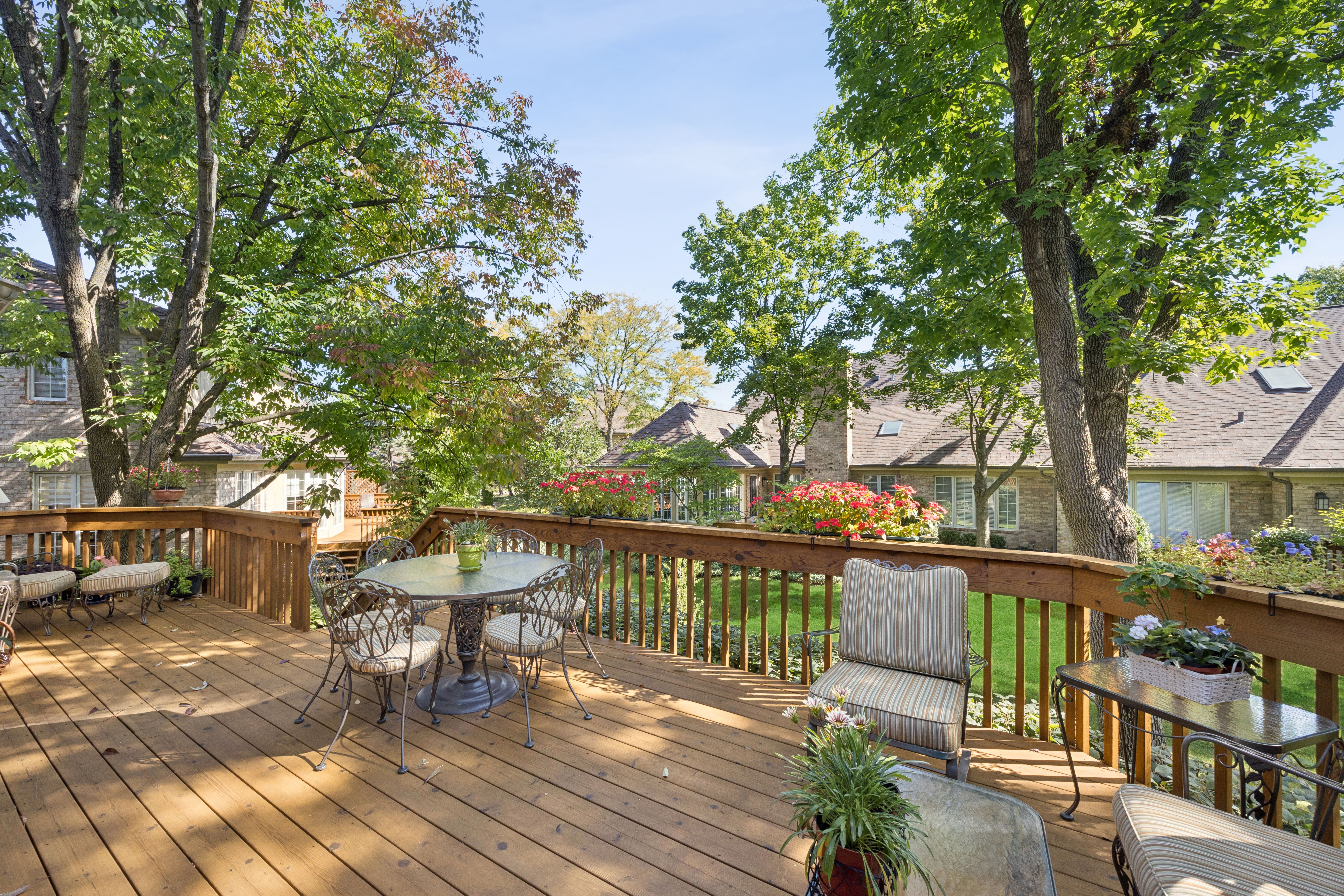  Lovely and Meticulously Maintained Townhome in Desirable Tartan Lakes - 物件實景