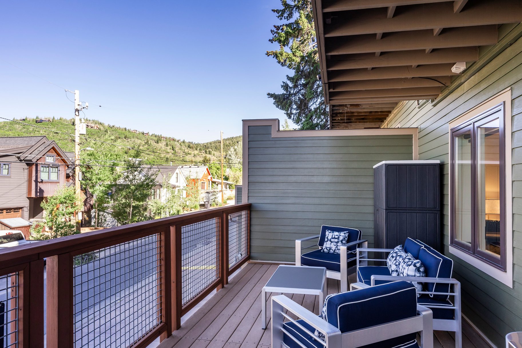  Fully Reimagined Ski-In/Ski-Out Condo — Smart Home Features - 物件實景