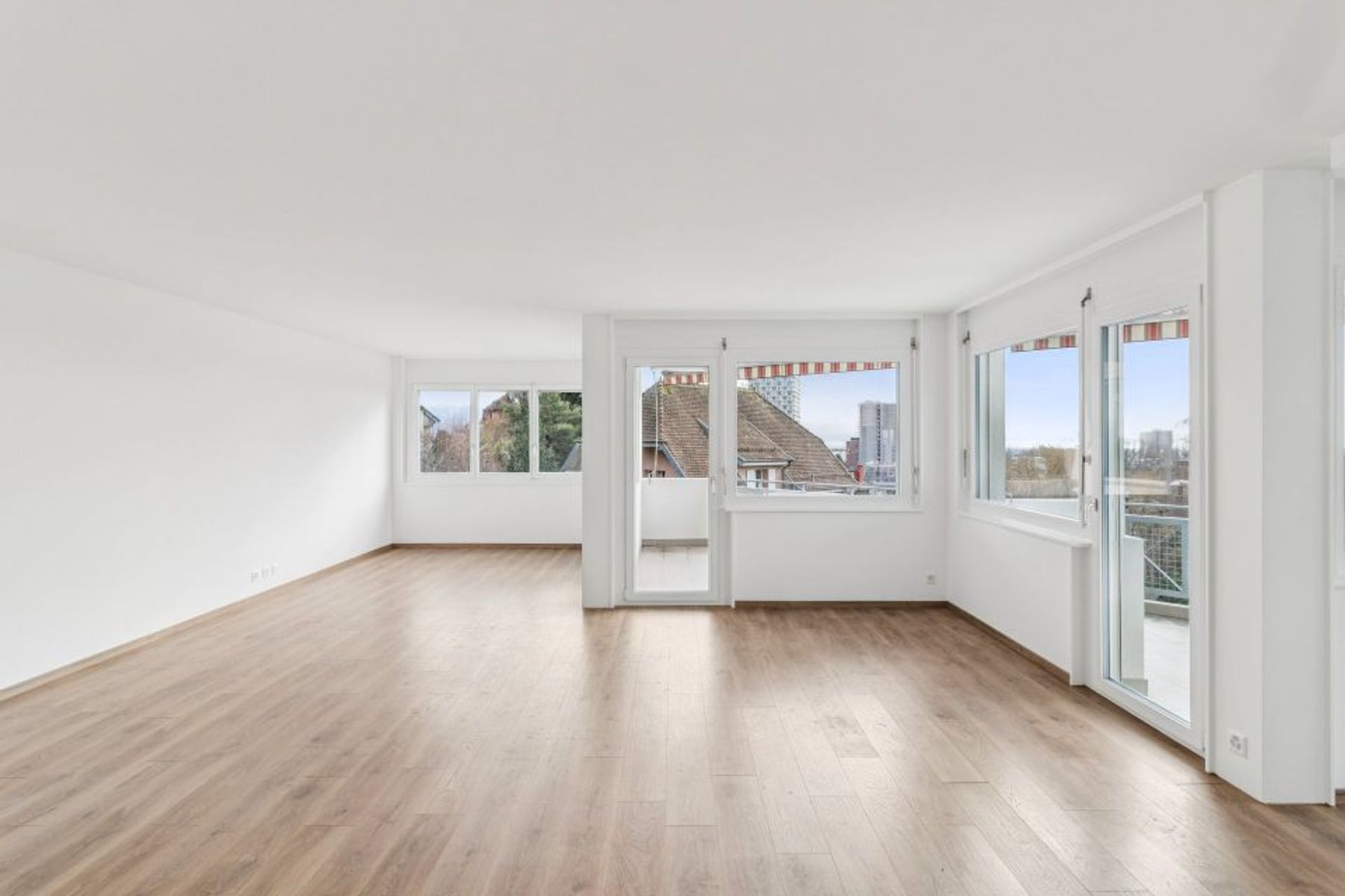  Renovated 5.5-room apartment with separate studio A rare opportunity - 物件實景