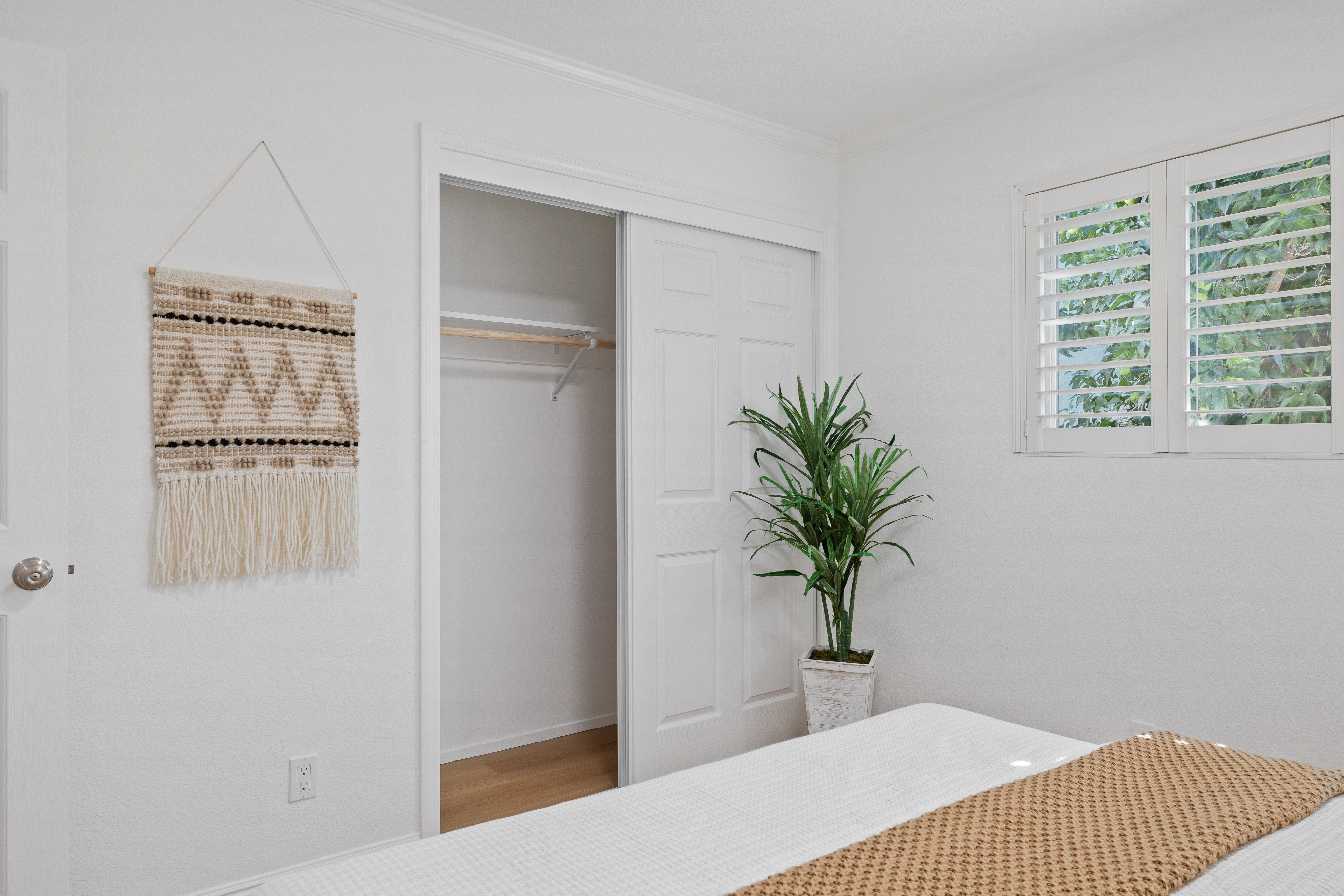  Move-In Ready Brookvale Gem on Premium Lot with Pool - 物件實景