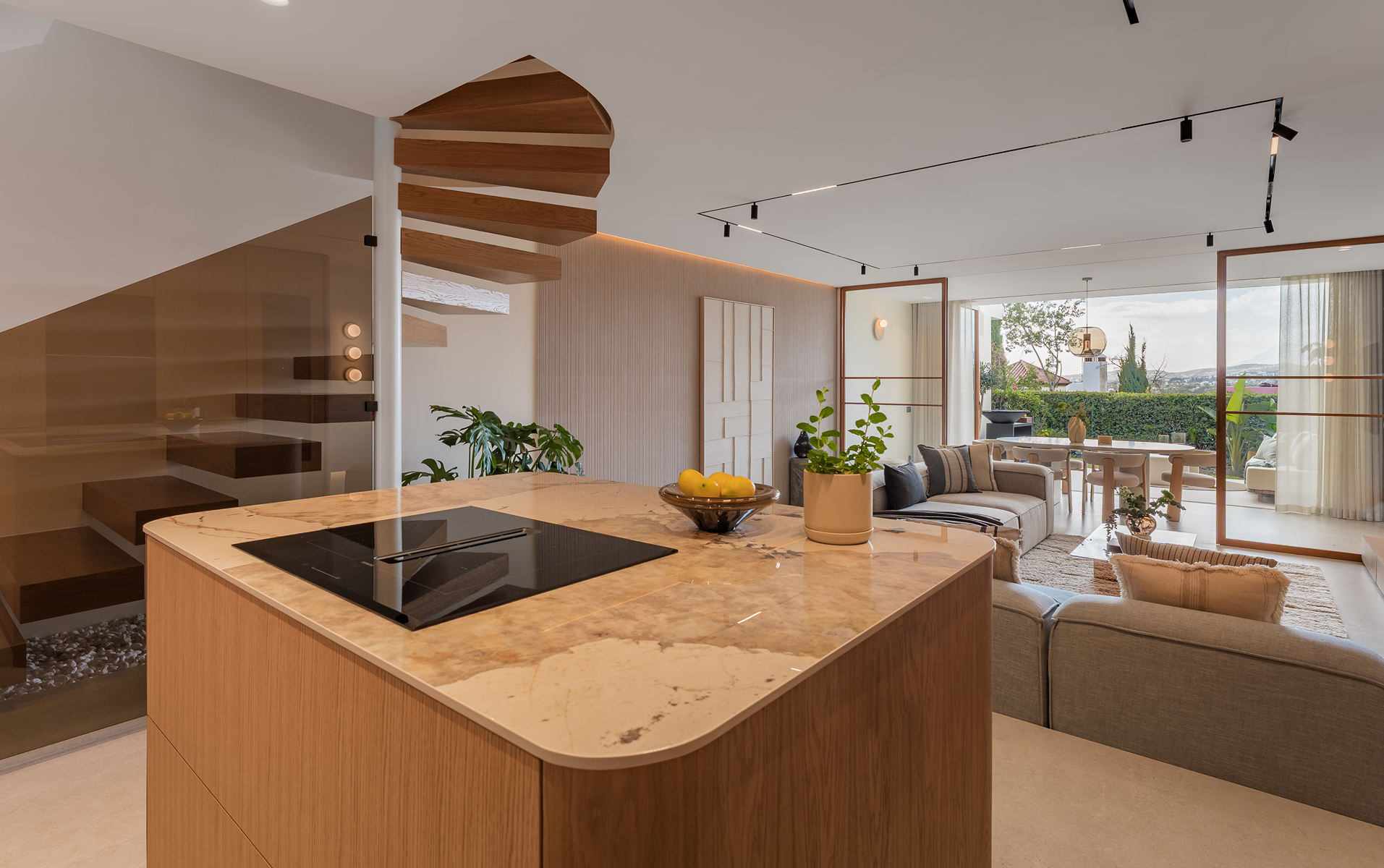  Renovated townhouse in Marbella