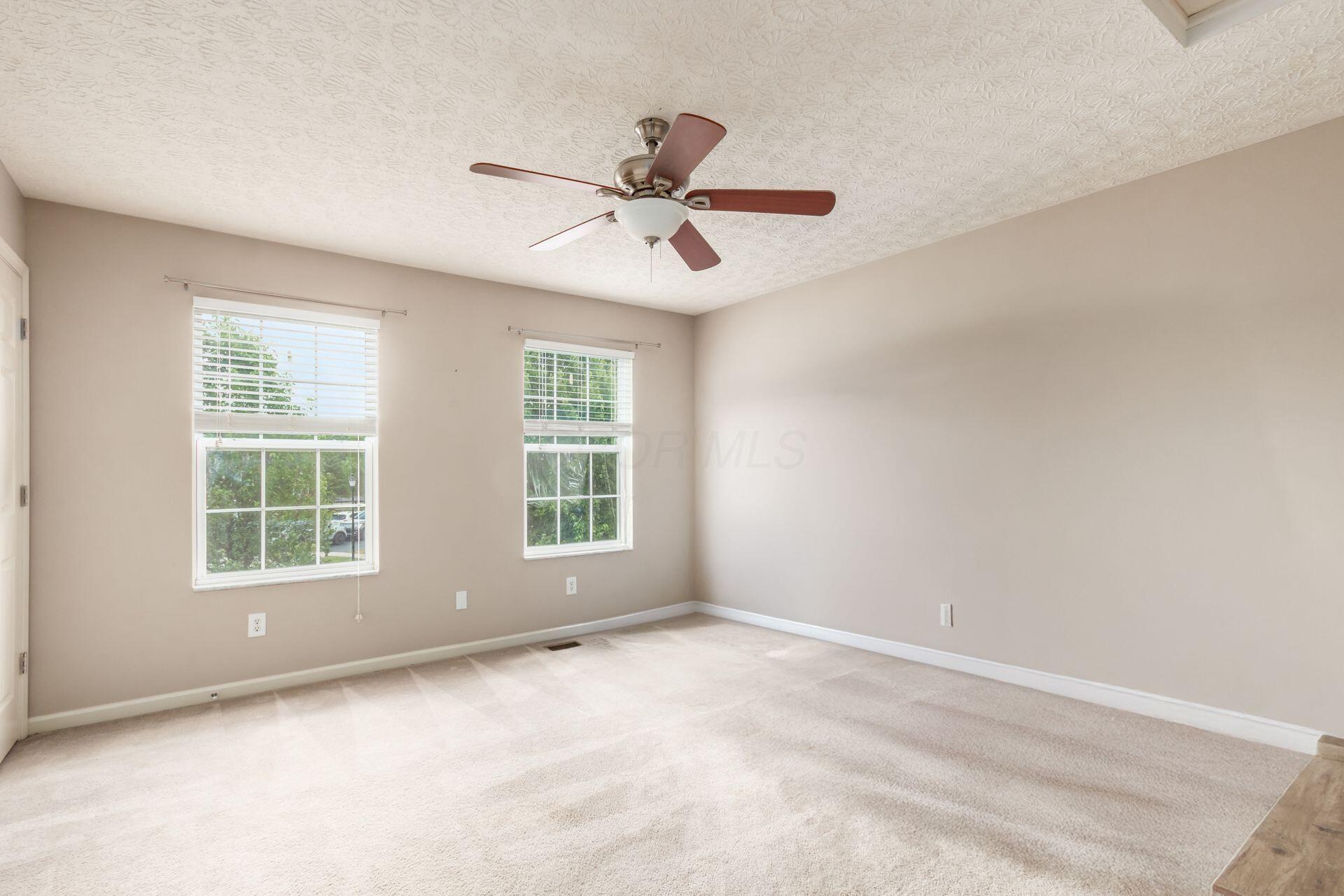 Grove City, Ohio, 43123, United States, 4 Bedrooms Bedrooms, ,3 BathroomsBathrooms,Residential,For Sale,1882454