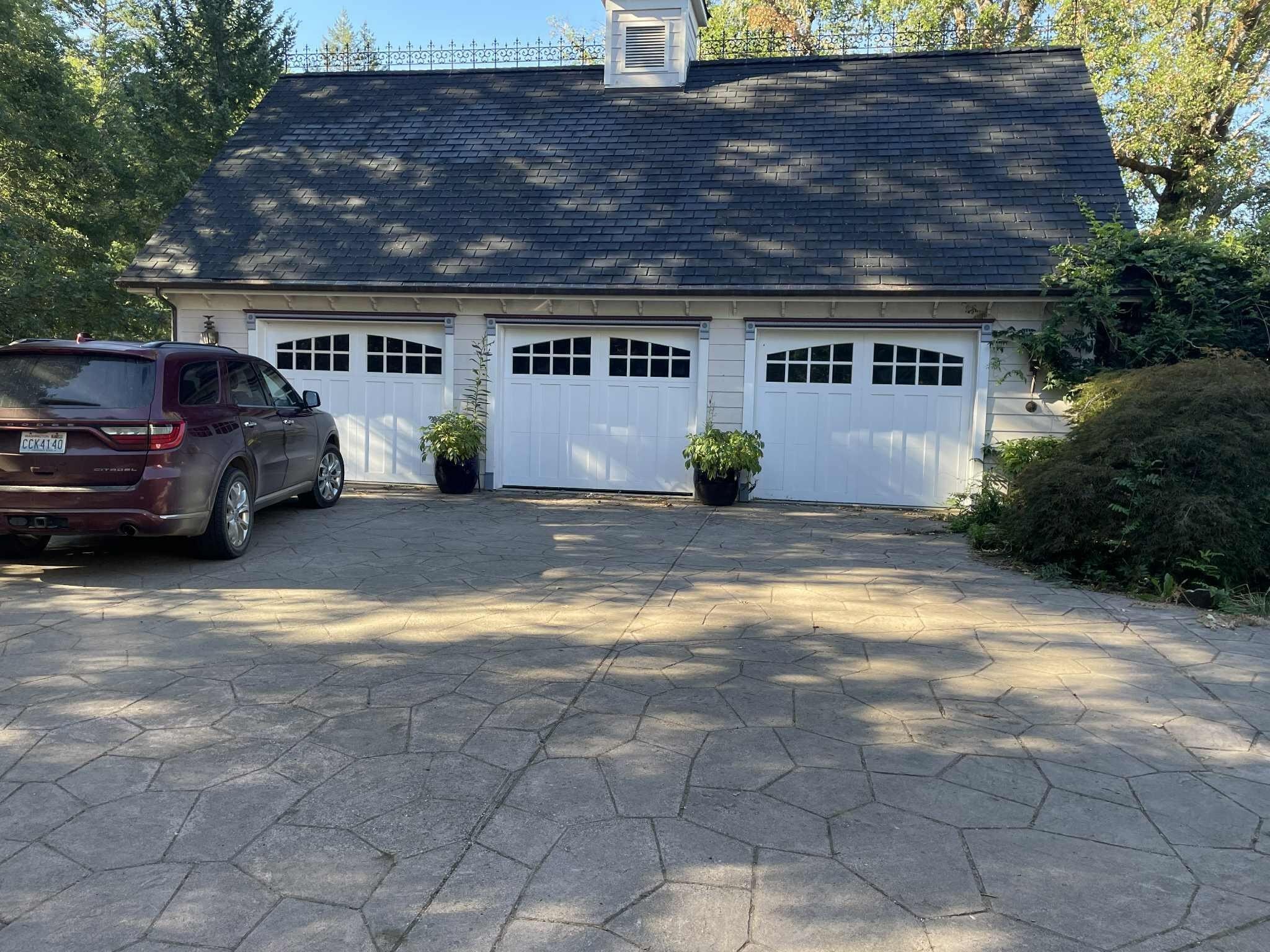 Selma, Oregon, 97538, United States, 4 Bedrooms Bedrooms, ,4 BathroomsBathrooms,Residential,For Sale,1981987