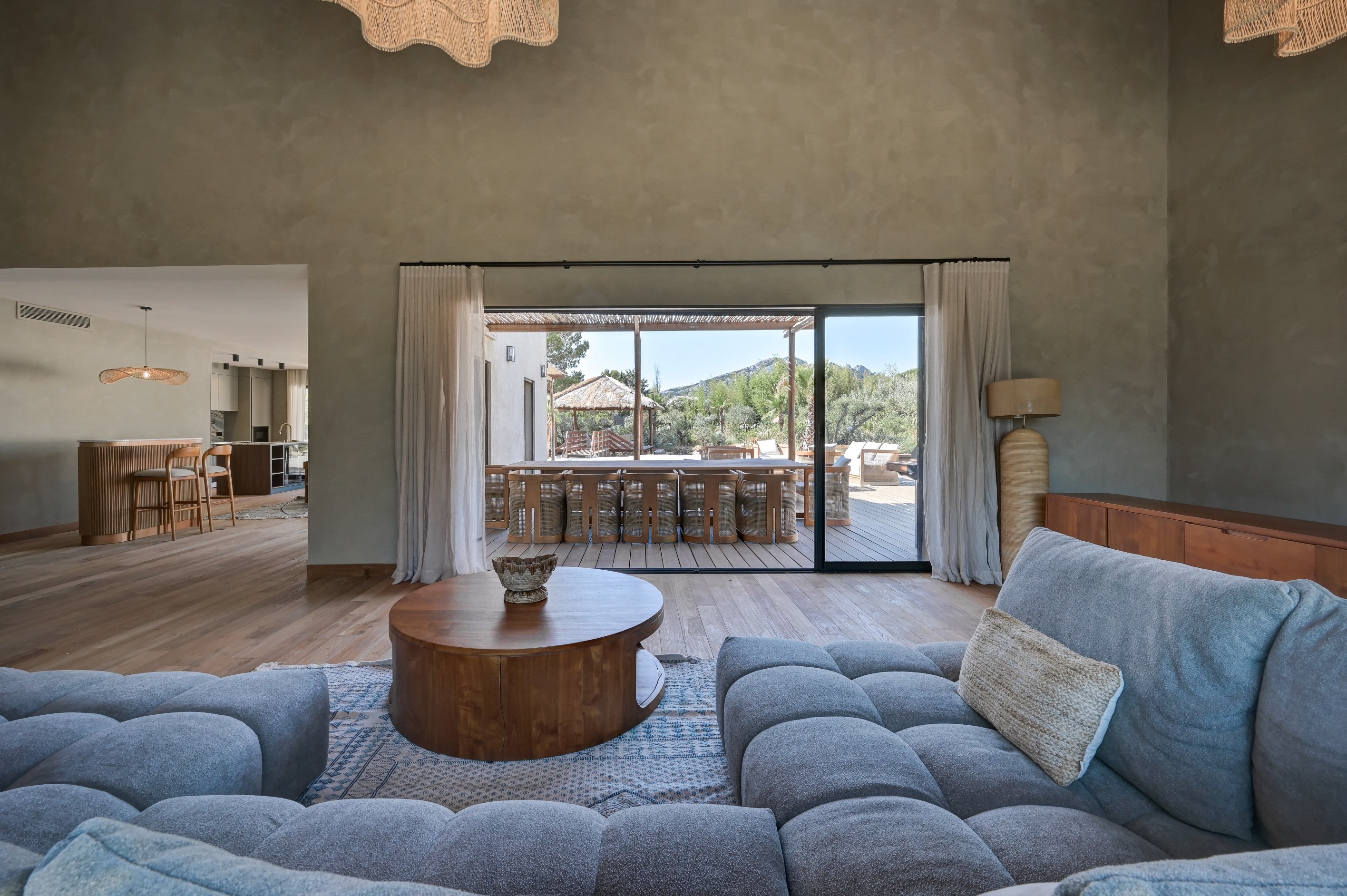  Fully equipped contemporary villa, with views of the Parc naturel régional des … - 物件實景