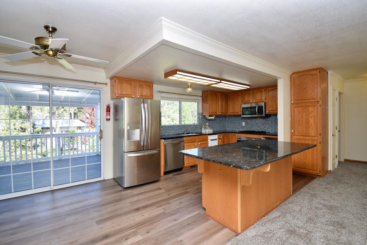 Oakhurst, California, 93644, United States, 4 Bedrooms Bedrooms, ,3 BathroomsBathrooms,Residential,For Sale,1984203