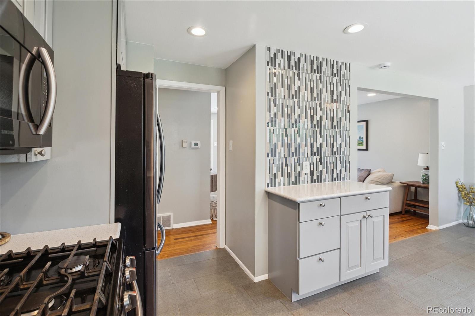 Broomfield, Colorado, 80020, United States, 3 Bedrooms Bedrooms, ,2 BathroomsBathrooms,Residential,For Sale,1804602