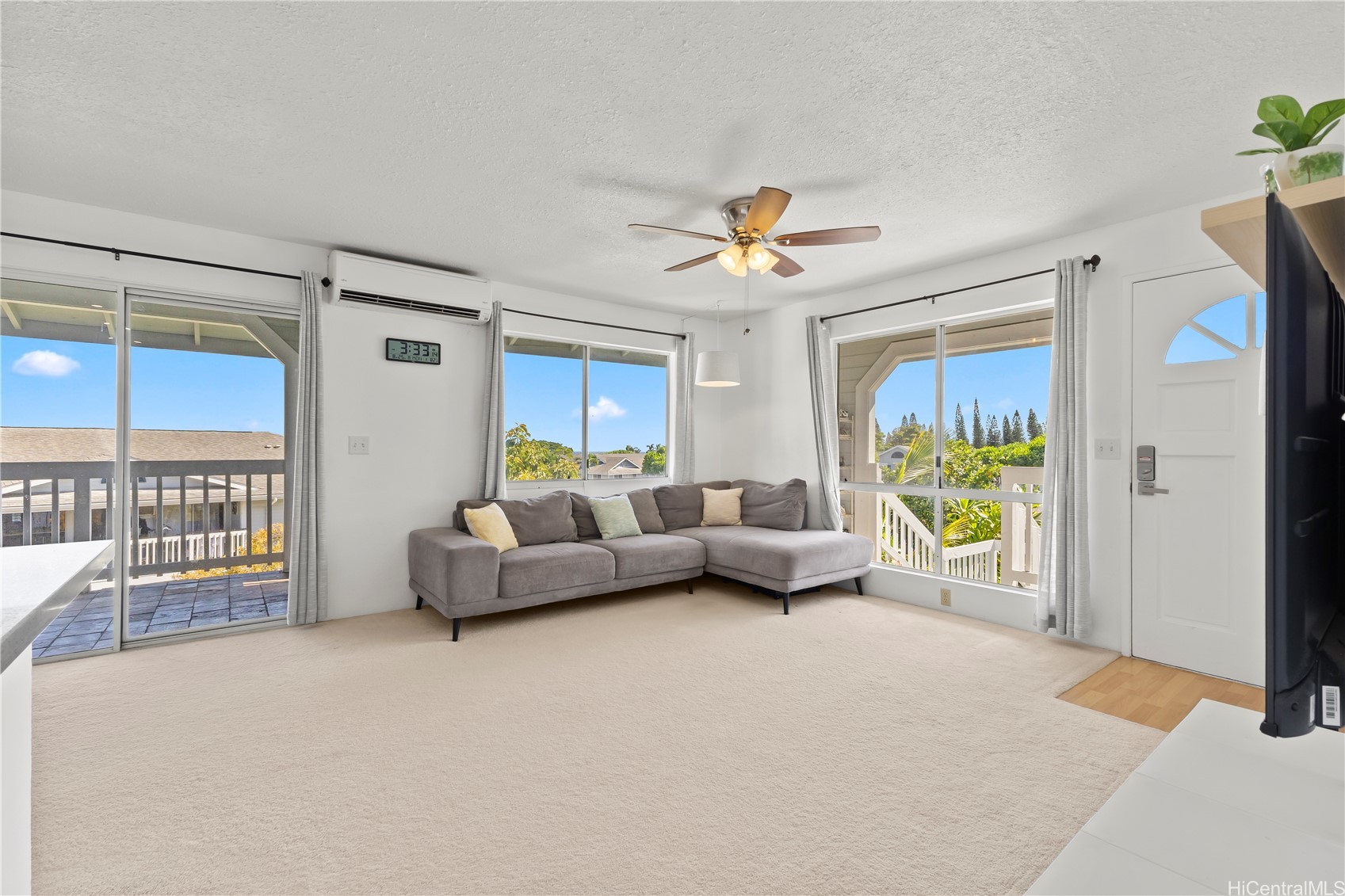 Waipahu, Hawaii, 96797, United States, 2 Bedrooms Bedrooms, ,2 BathroomsBathrooms,Residential,For Sale,1940707