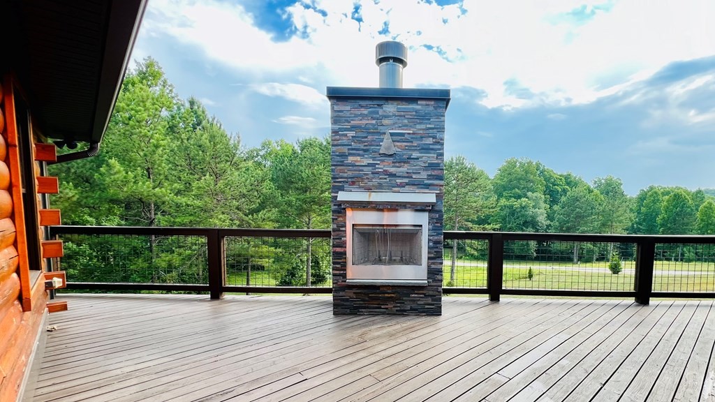 Blairsville, Georgia, 30512, United States, 3 Bedrooms Bedrooms, ,2 BathroomsBathrooms,Residential,For Sale,1930020