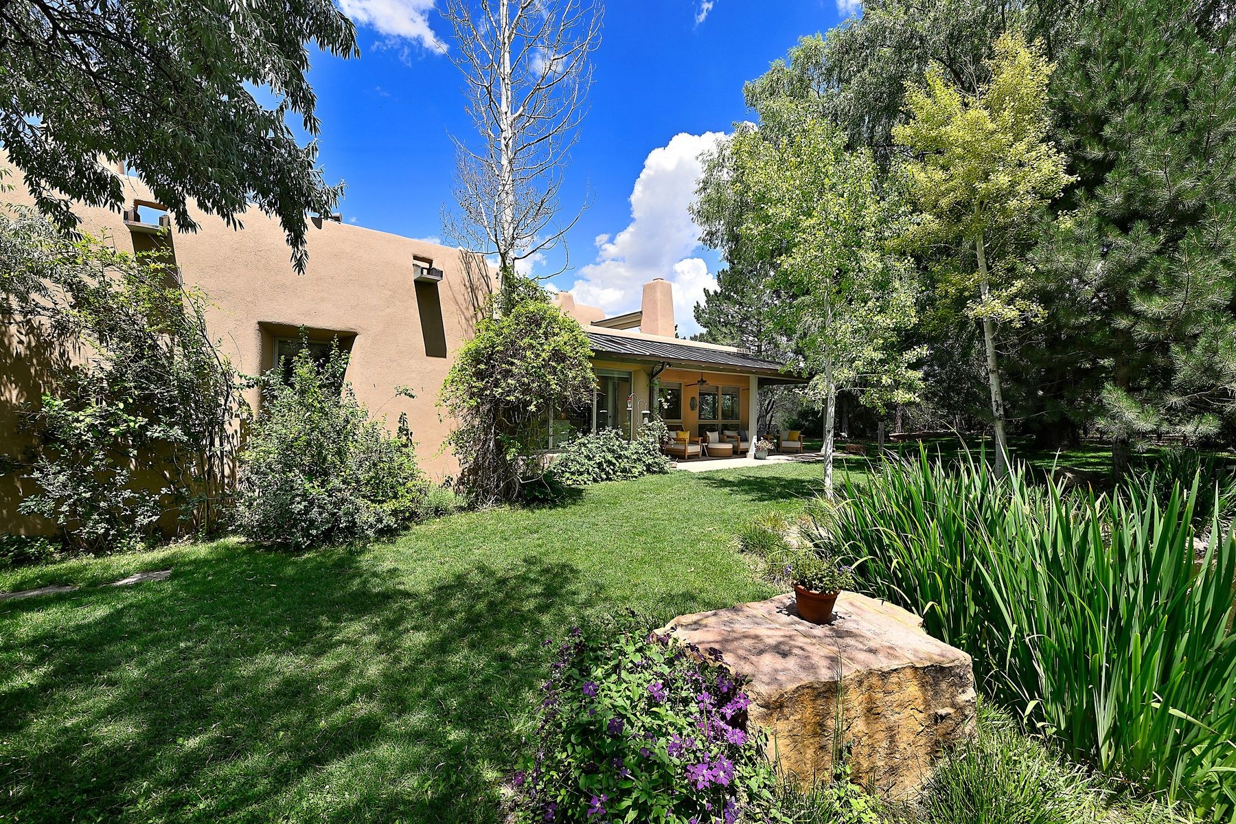  1021 Old Santa Fe Trail - 物件實景