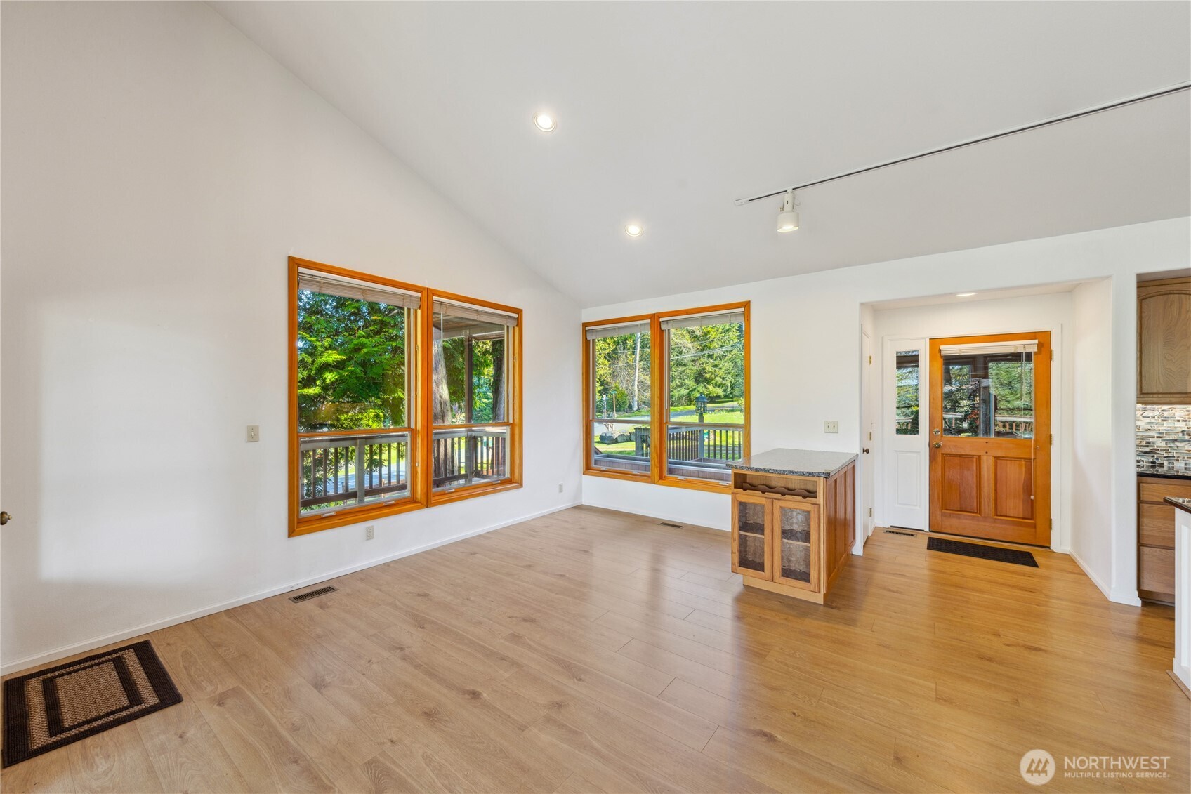 Anacortes, Washington, 98221, United States, 3 Bedrooms Bedrooms, ,1 BathroomBathrooms,Residential,For Sale,1875687
