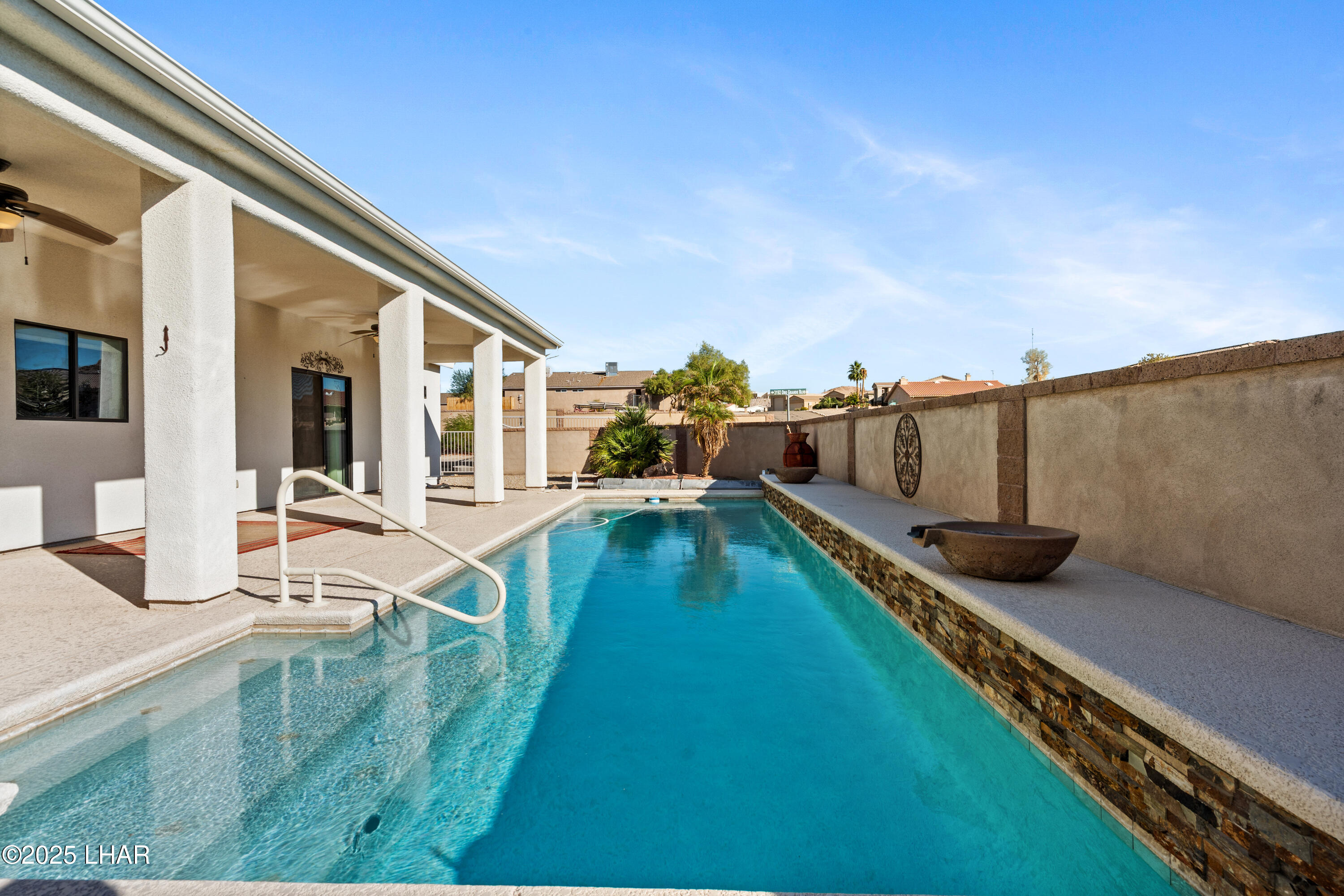 Lake Havasu City, Arizona, 86406, United States, 3 Bedrooms Bedrooms, ,1 BathroomBathrooms,Residential,For Sale,1995685