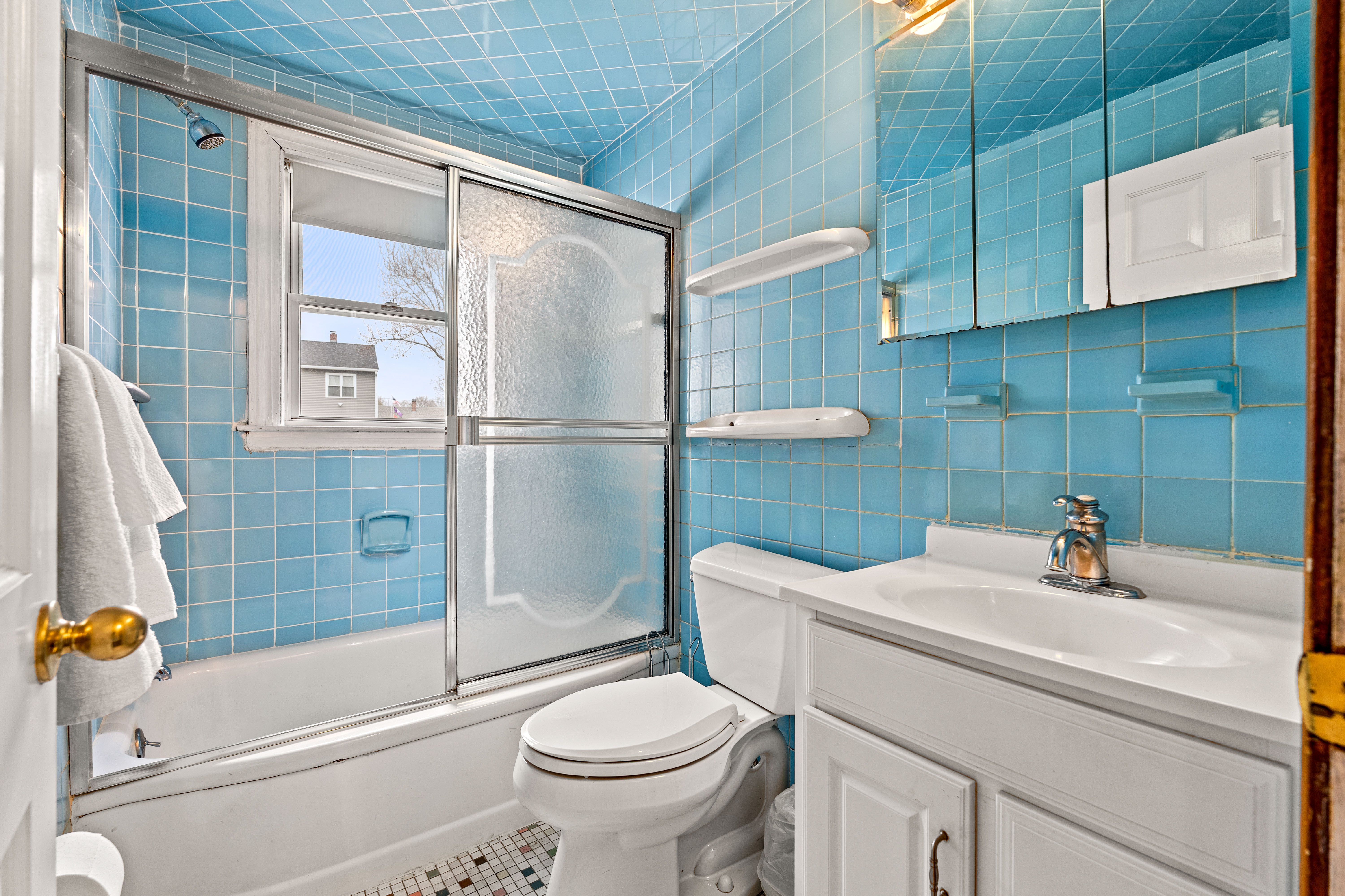  11 Arnold Road, Peabody, MA, 01960 - 物件實景