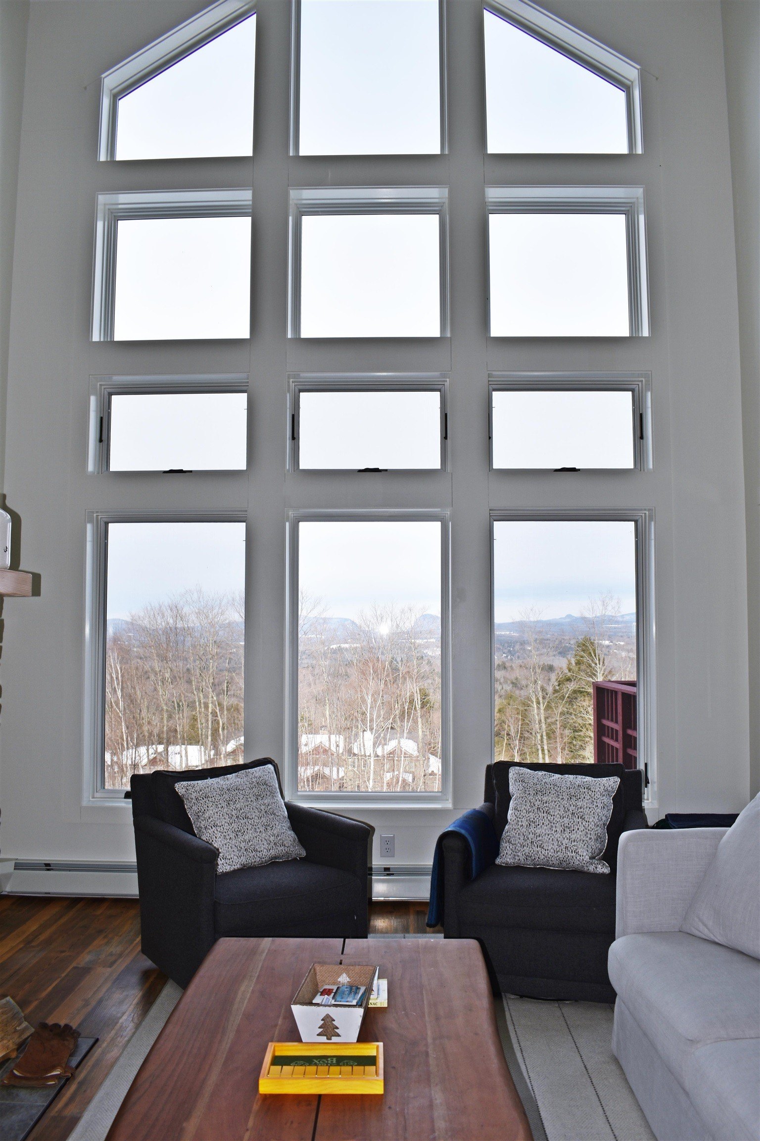 Burke, Vermont, 05832, United States, 4 Bedrooms Bedrooms, ,4 BathroomsBathrooms,Residential,For Sale,2005609