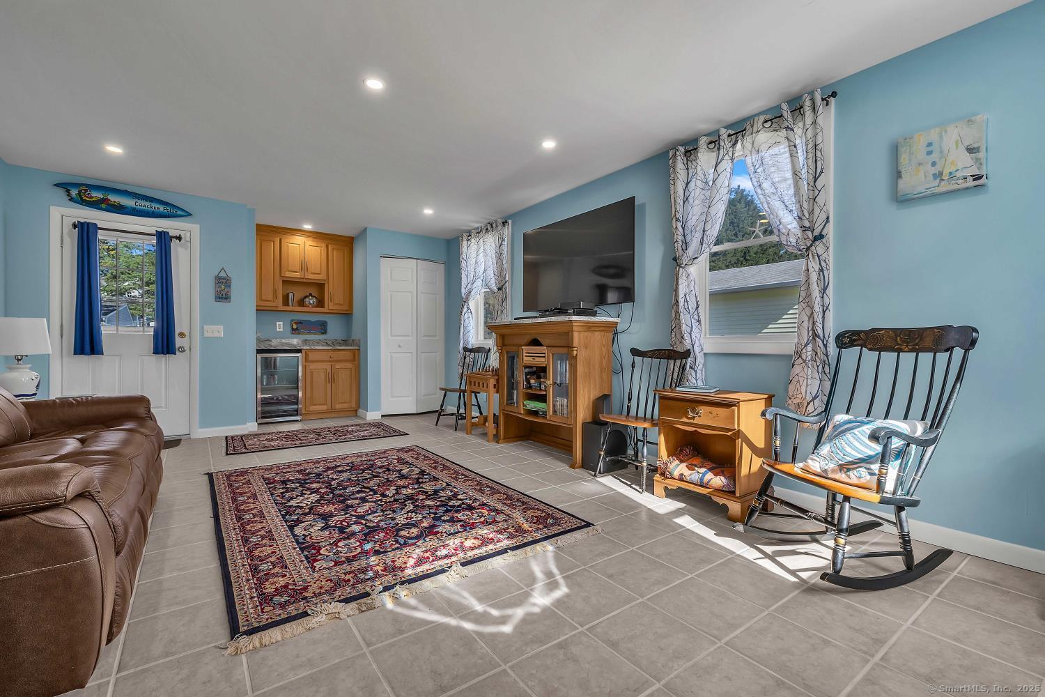 Old Saybrook, Connecticut, 06475, United States, 2 Bedrooms Bedrooms, ,2 BathroomsBathrooms,Residential,For Sale,1895780