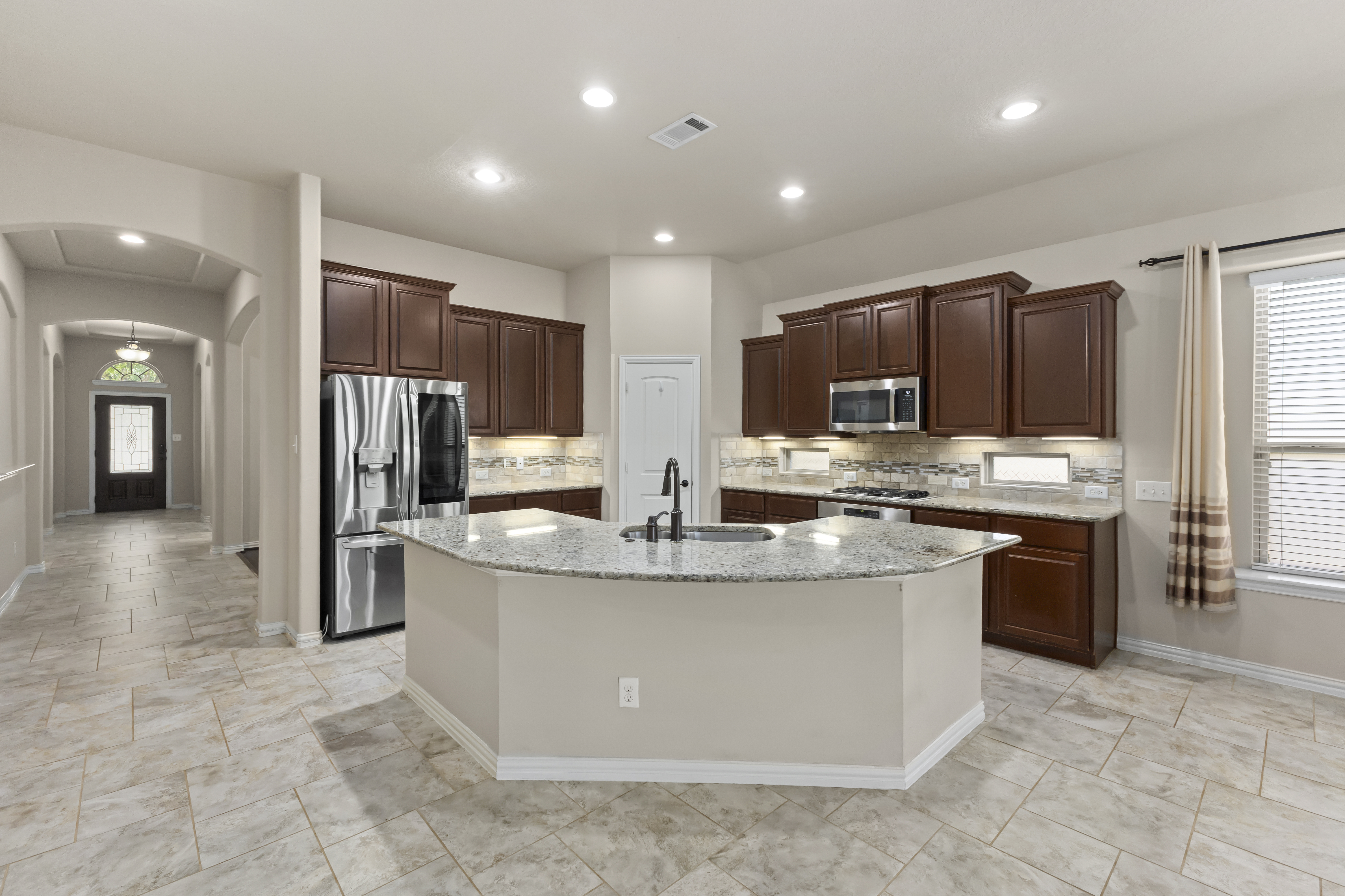  Distinguished Living in Stillwater Ranch - 物件實景