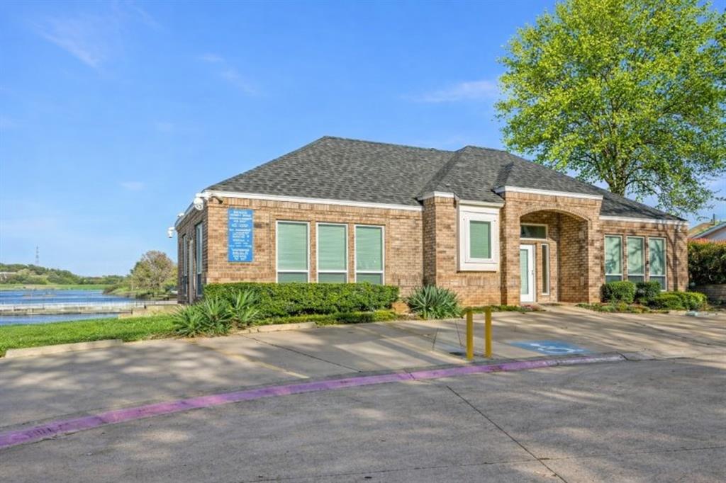 Arlington, Texas, 76013, United States, 3 Bedrooms Bedrooms, ,4 BathroomsBathrooms,Residential,For Sale,2027949