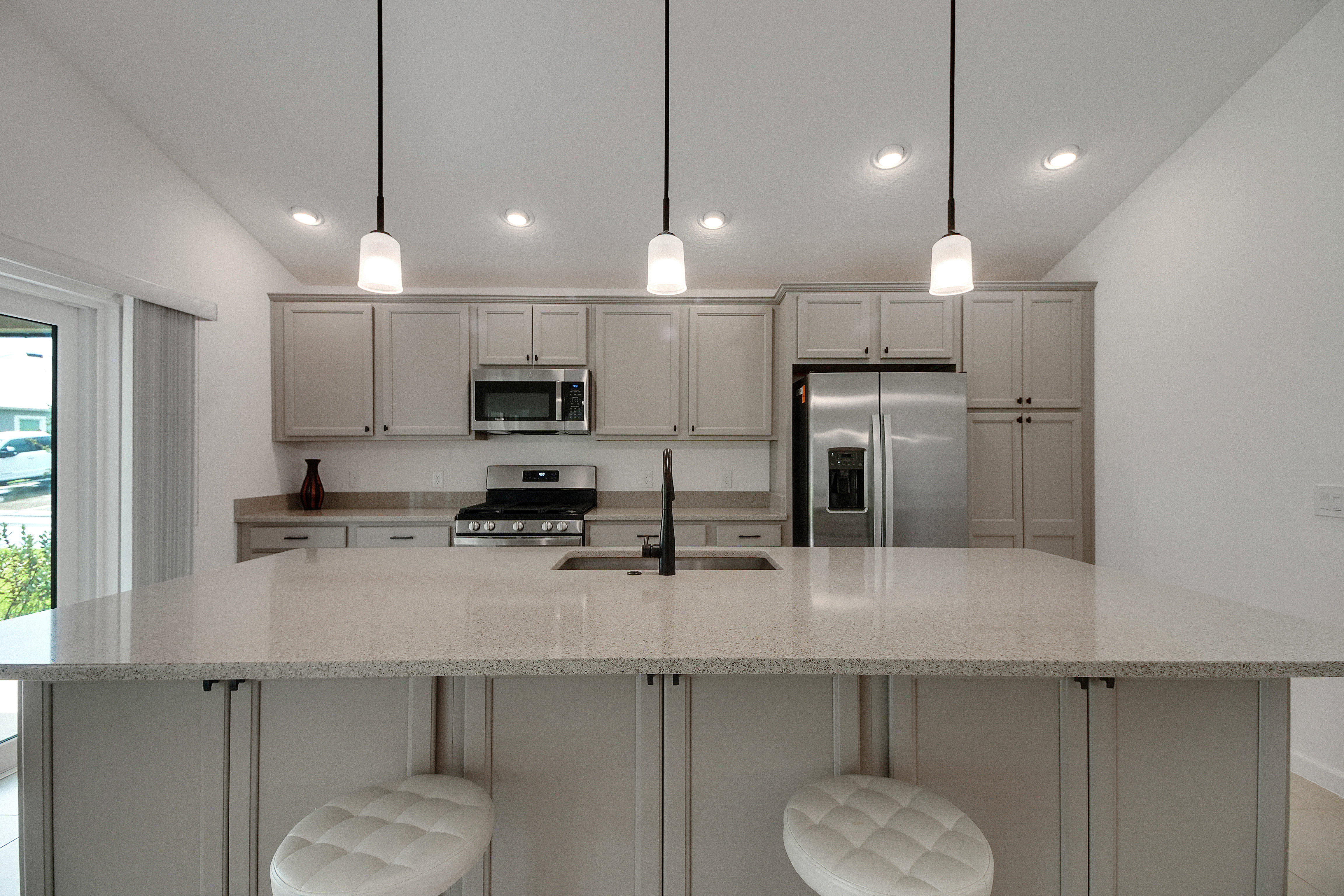 The Villages, Florida, 34762, United States, 3 Bedrooms Bedrooms, ,3 BathroomsBathrooms,Residential,For Sale,1888695