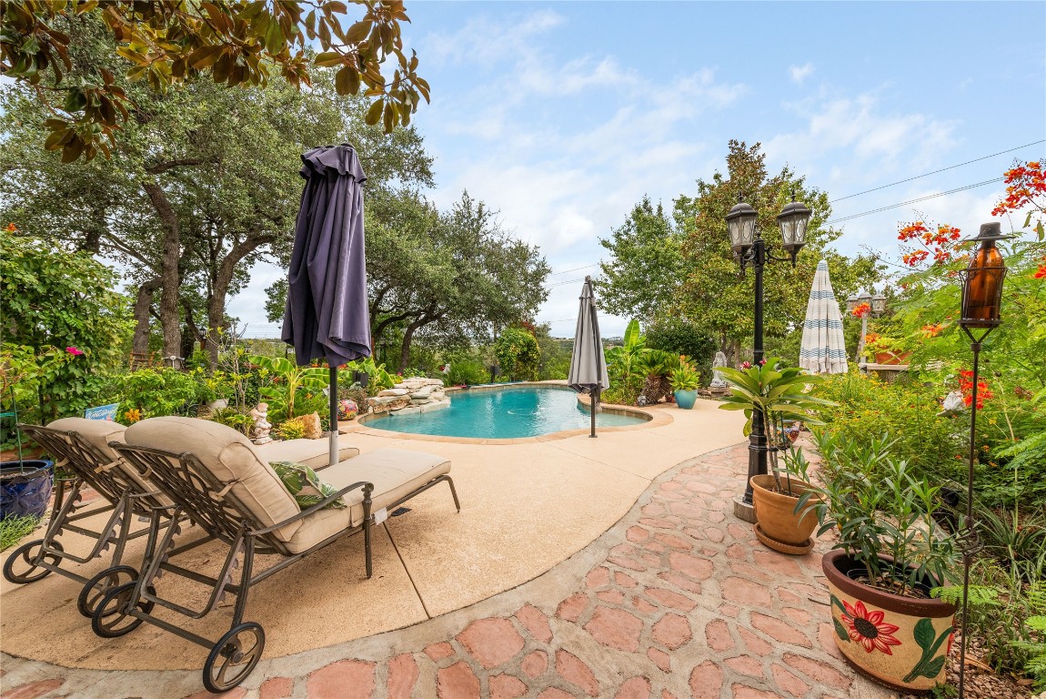 Austin, Texas, 78732, United States, 4 Bedrooms Bedrooms, ,3 BathroomsBathrooms,Residential,For Sale,1911419