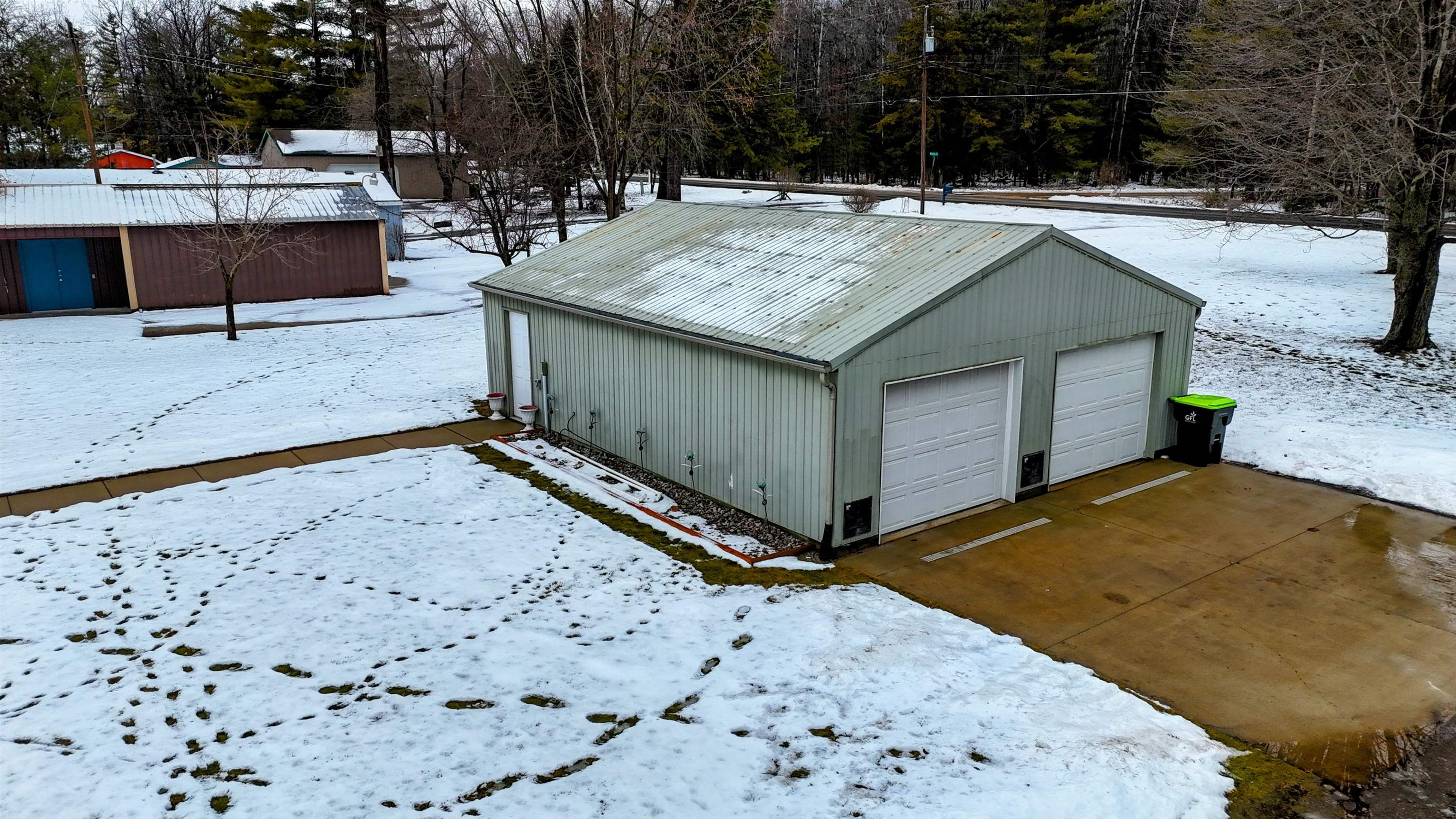 Beaverton, Michigan, 48612, United States, 3 Bedrooms Bedrooms, ,2 BathroomsBathrooms,Residential,For Sale,2008560