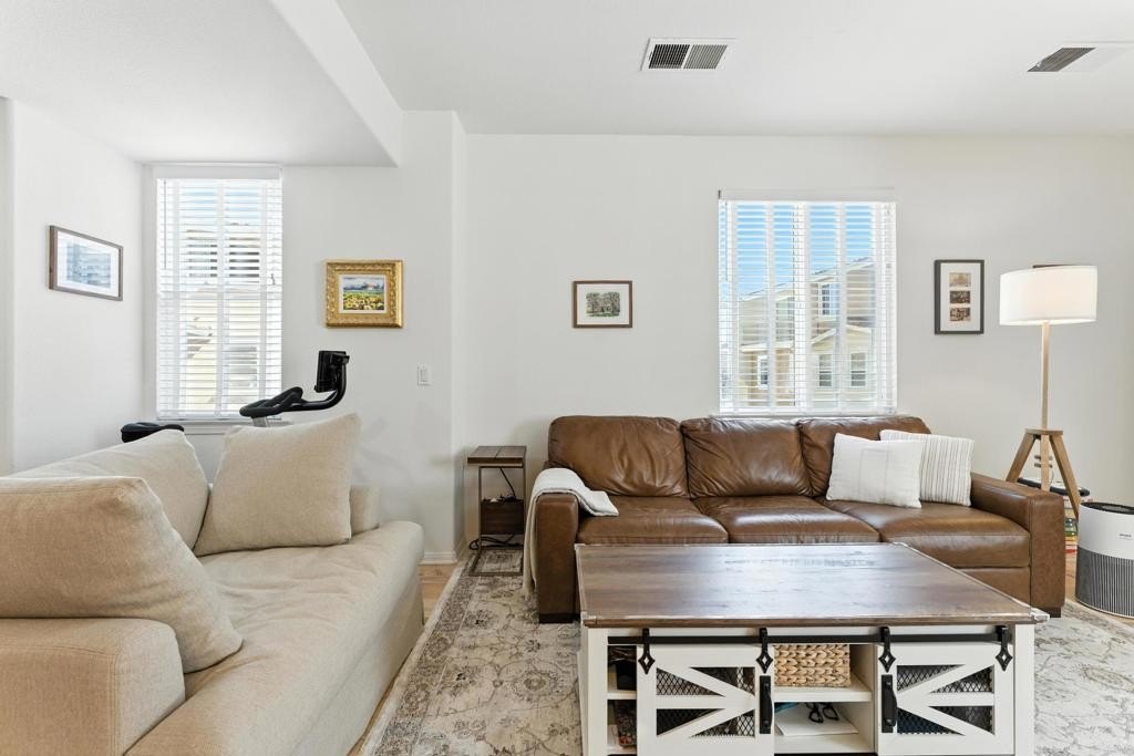 San Diego, California, 92128, United States, 3 Bedrooms Bedrooms, ,3 BathroomsBathrooms,Residential,For Sale,1907437