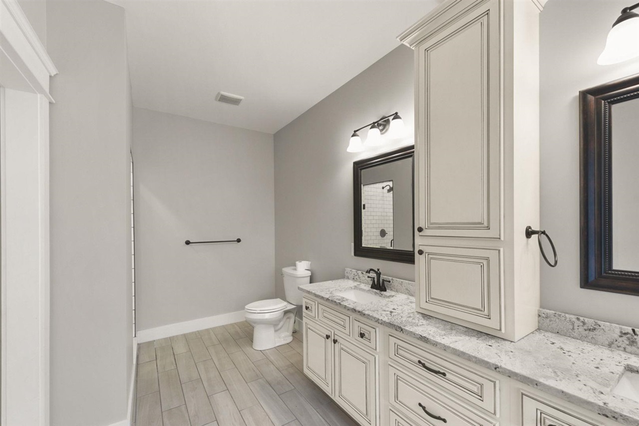 Smiths Grove, Kentucky, 42171, United States, 4 Bedrooms Bedrooms, ,3 BathroomsBathrooms,Residential,For Sale,1901805