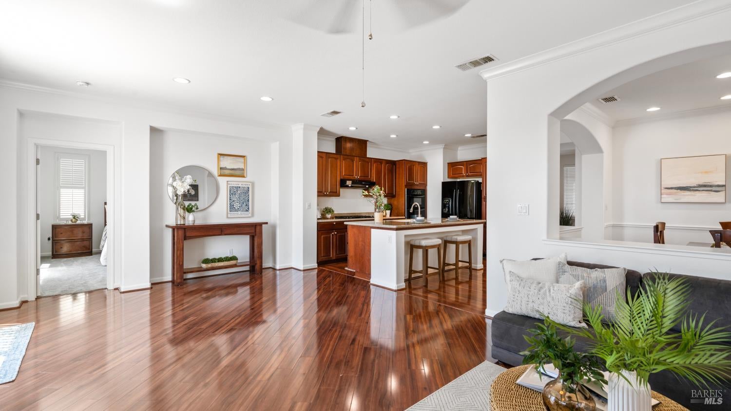 Vacaville, California, 95687, United States, 2 Bedrooms Bedrooms, ,2 BathroomsBathrooms,Residential,For Sale,1911882
