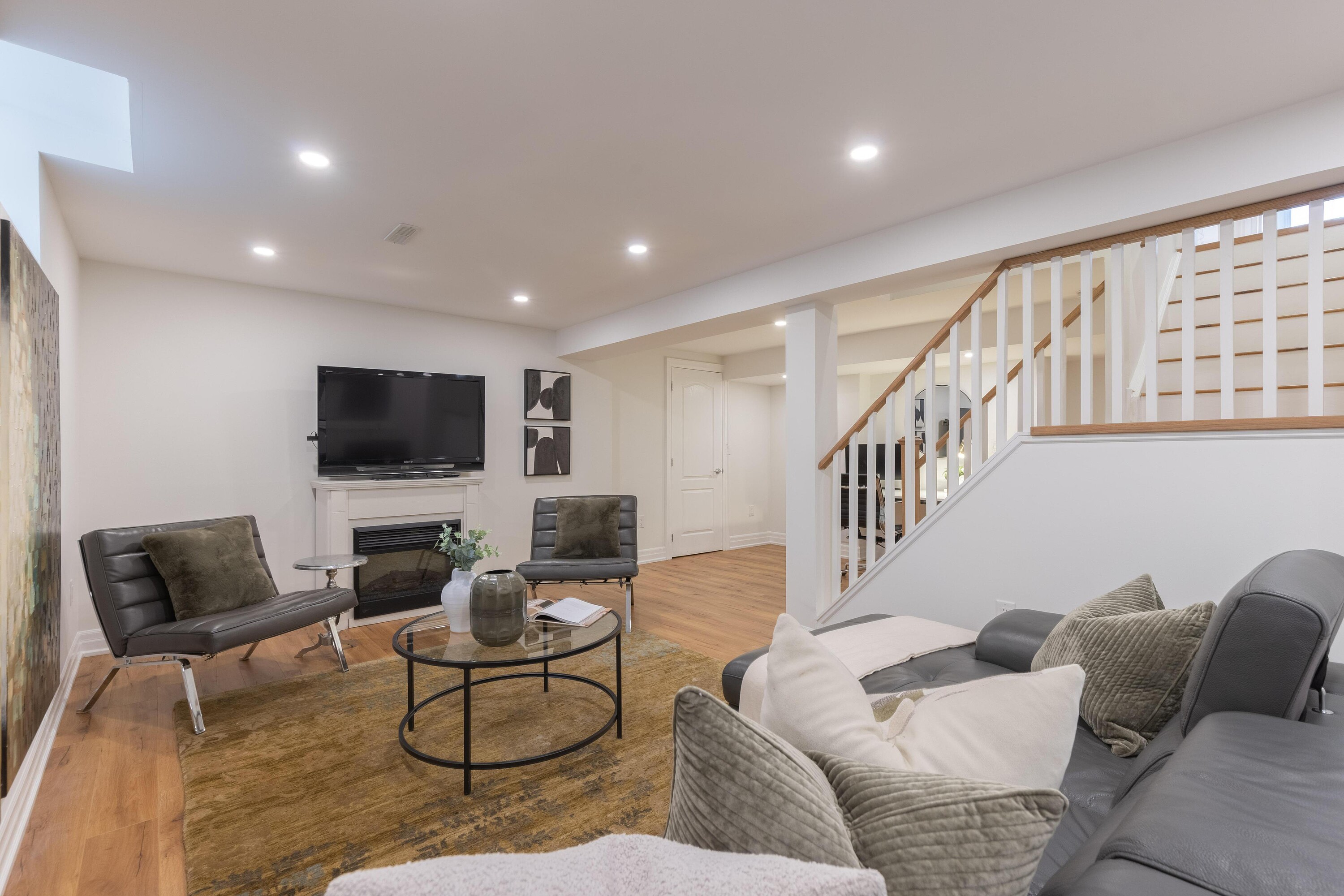 Beautifully Renovated Home - 物件實景