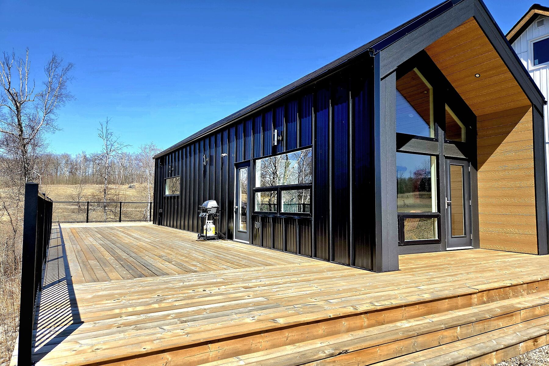  Out of Area, - 物件實景