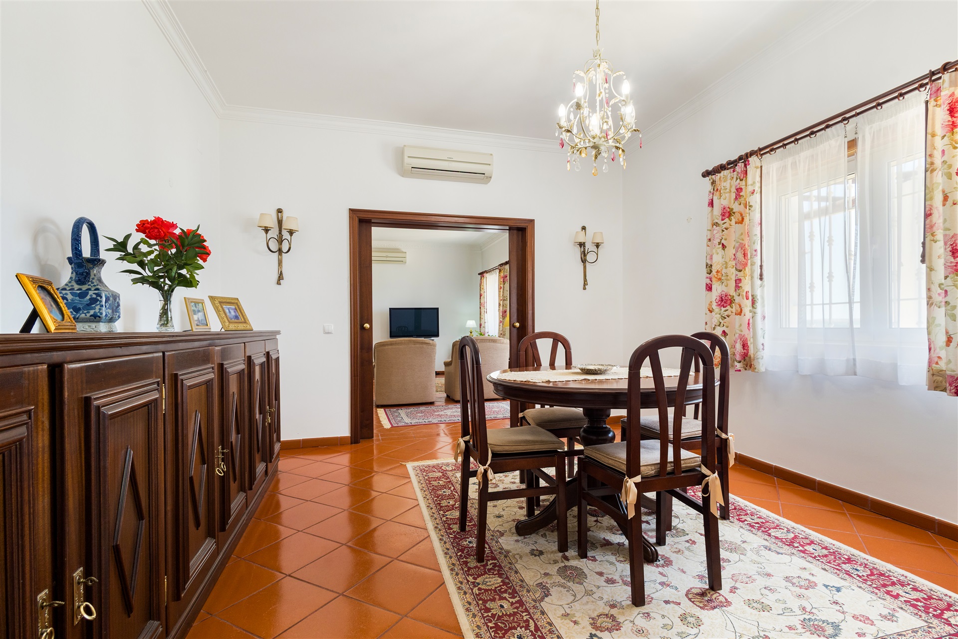  Detached house, 7 bedrooms, for Sale - 物件實景
