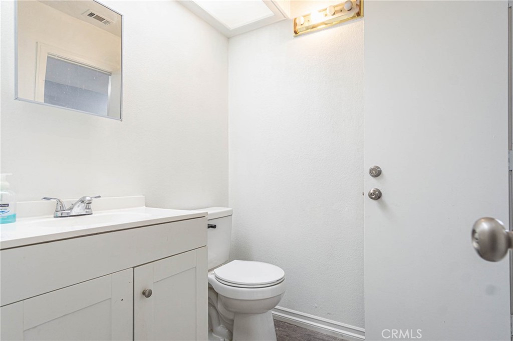 Apple Valley, California, 92308, United States, 4 Bedrooms Bedrooms, ,3 BathroomsBathrooms,Residential,For Sale,1974490