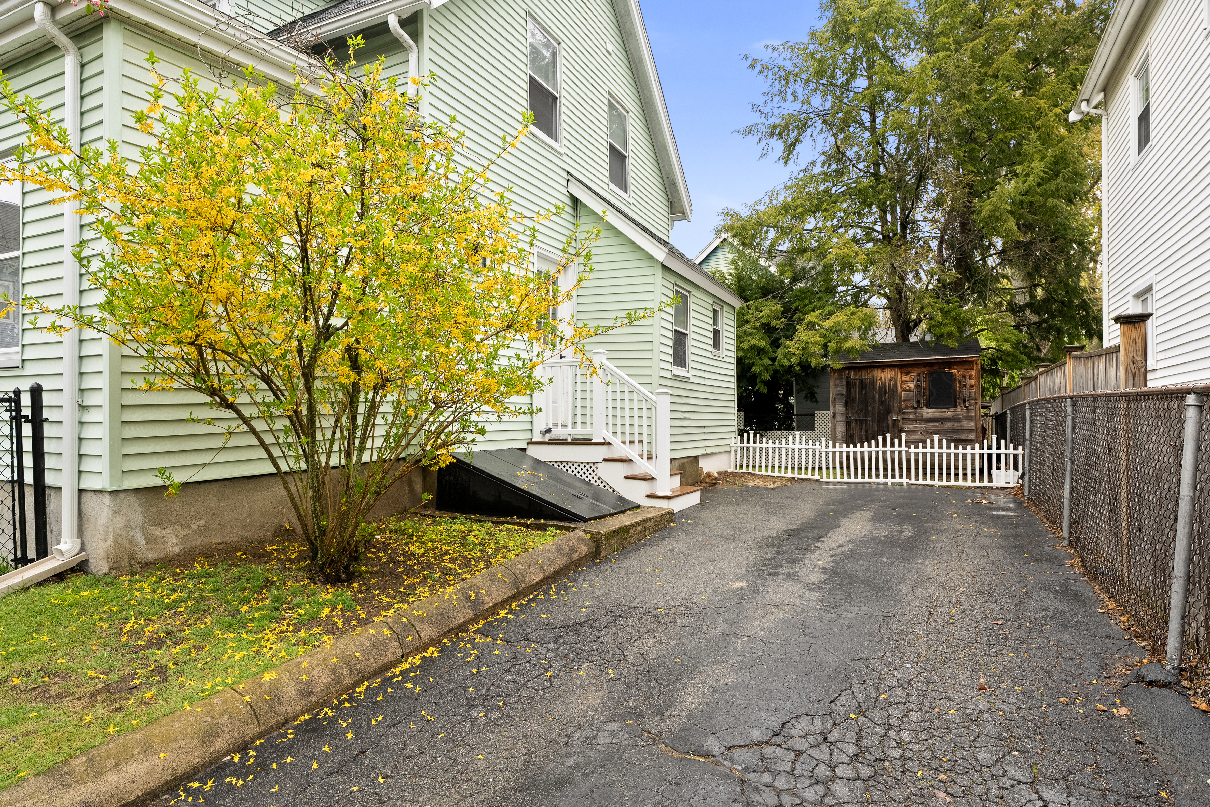  53 Henderson Street, Arlington, MA, 02474 - 物件實景