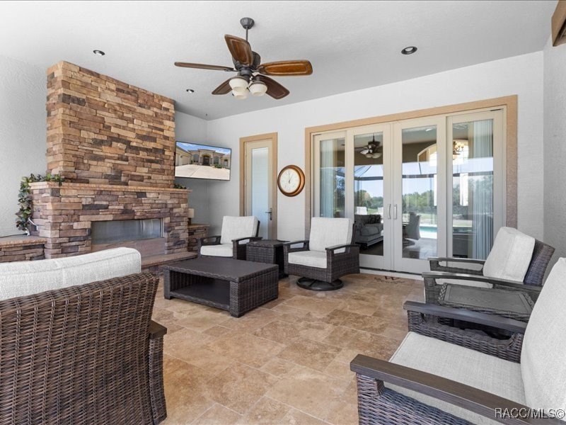 Lecanto, Florida, 34461, United States, 3 Bedrooms Bedrooms, ,4 BathroomsBathrooms,Residential,For Sale,2005544