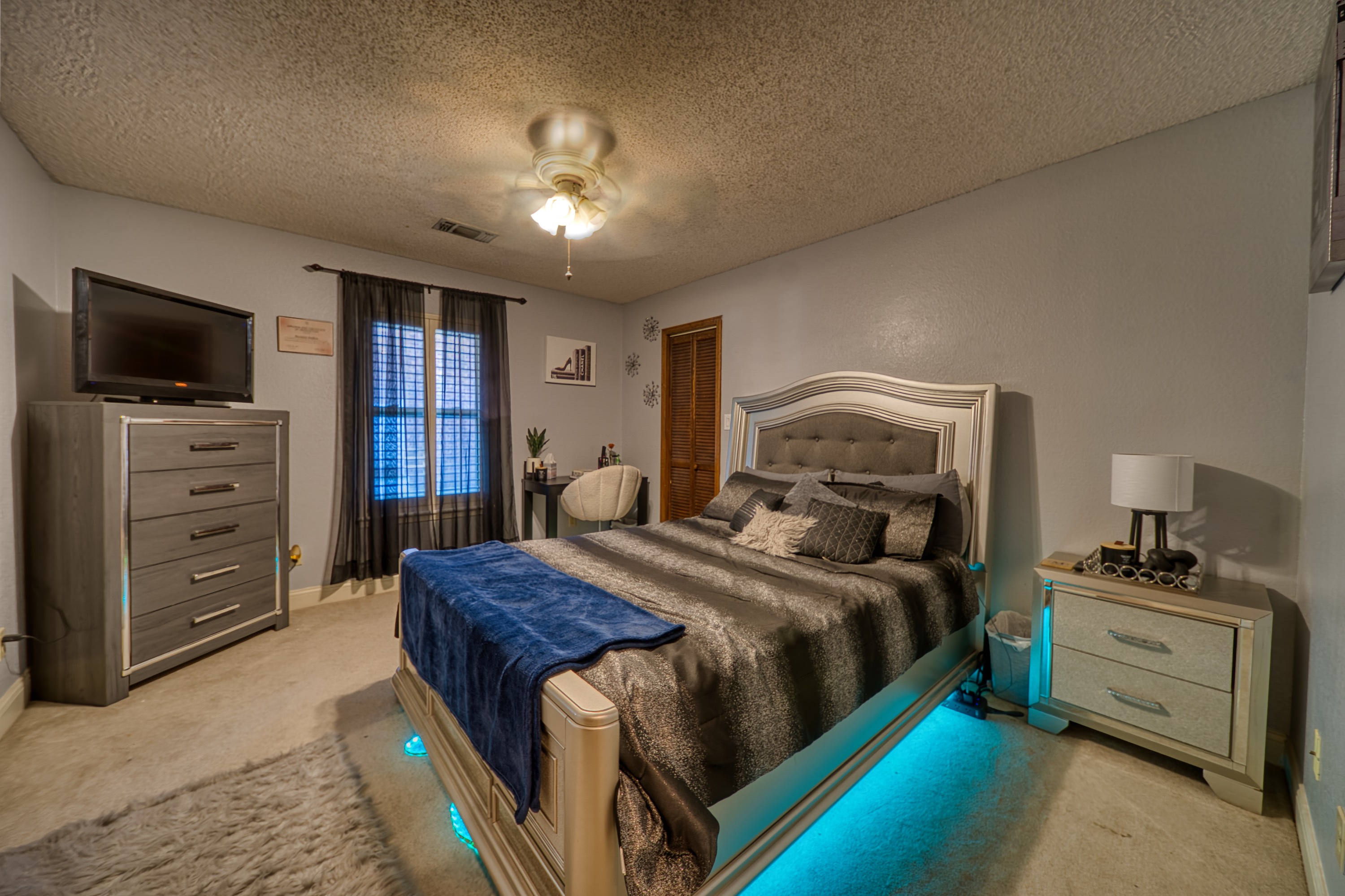 Carlsbad, New Mexico, 88220, United States, 4 Bedrooms Bedrooms, ,3 BathroomsBathrooms,Residential,For Sale,1974897