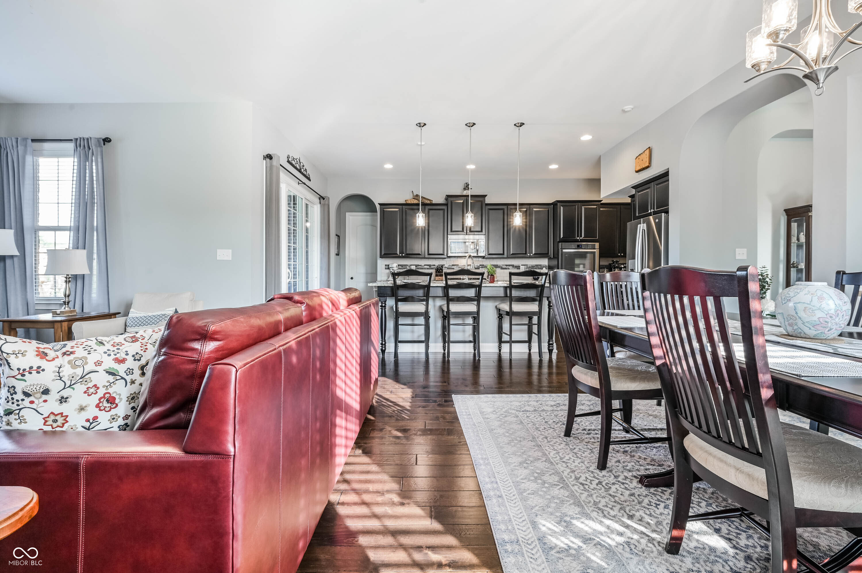 Zionsville, Indiana, 46077, United States, 4 Bedrooms Bedrooms, ,4 BathroomsBathrooms,Residential,For Sale,1942762