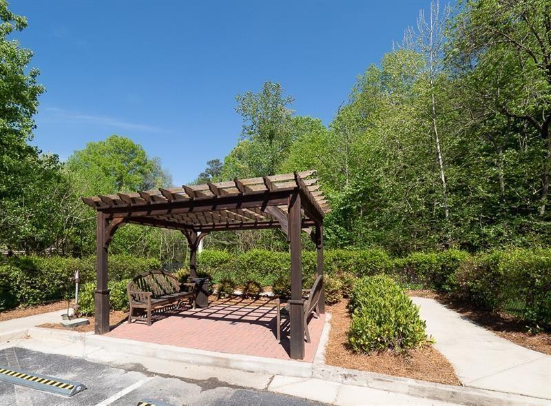 Atlanta, Georgia, 30339, United States, 4 Bedrooms Bedrooms, ,5 BathroomsBathrooms,Residential,For Sale,1760221