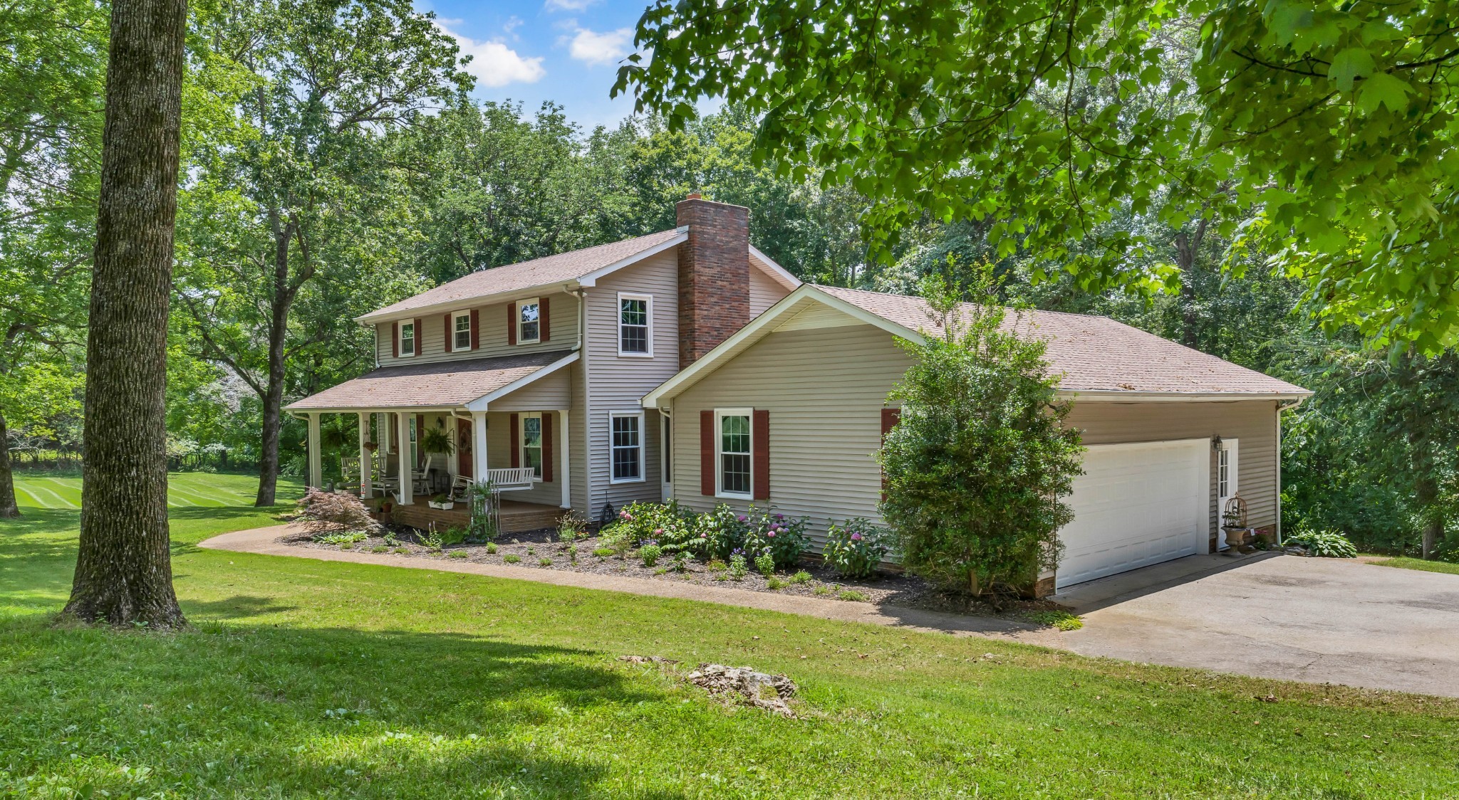 Clarksville, Tennessee, 37040, United States, 3 Bedrooms Bedrooms, ,4 BathroomsBathrooms,Residential,For Sale,1974190