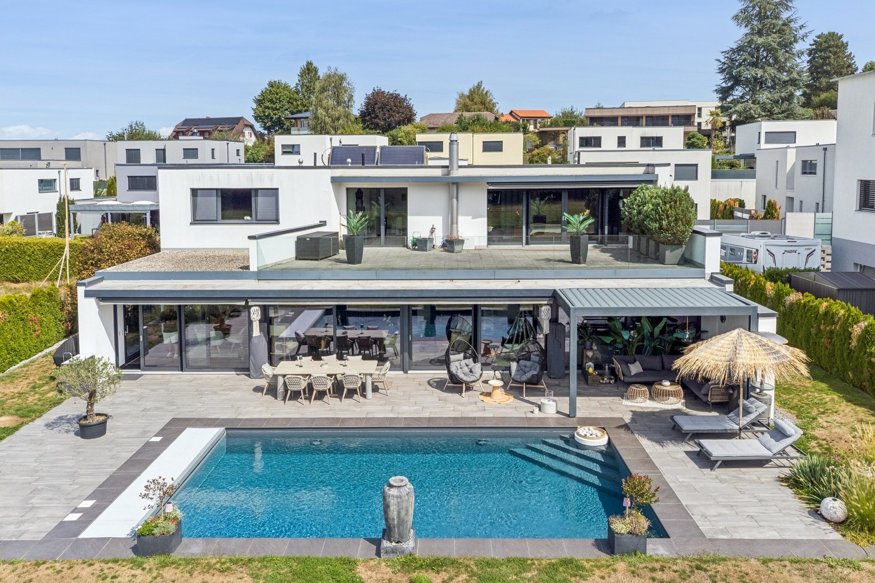  Exceptional contemporary home - 物件實景