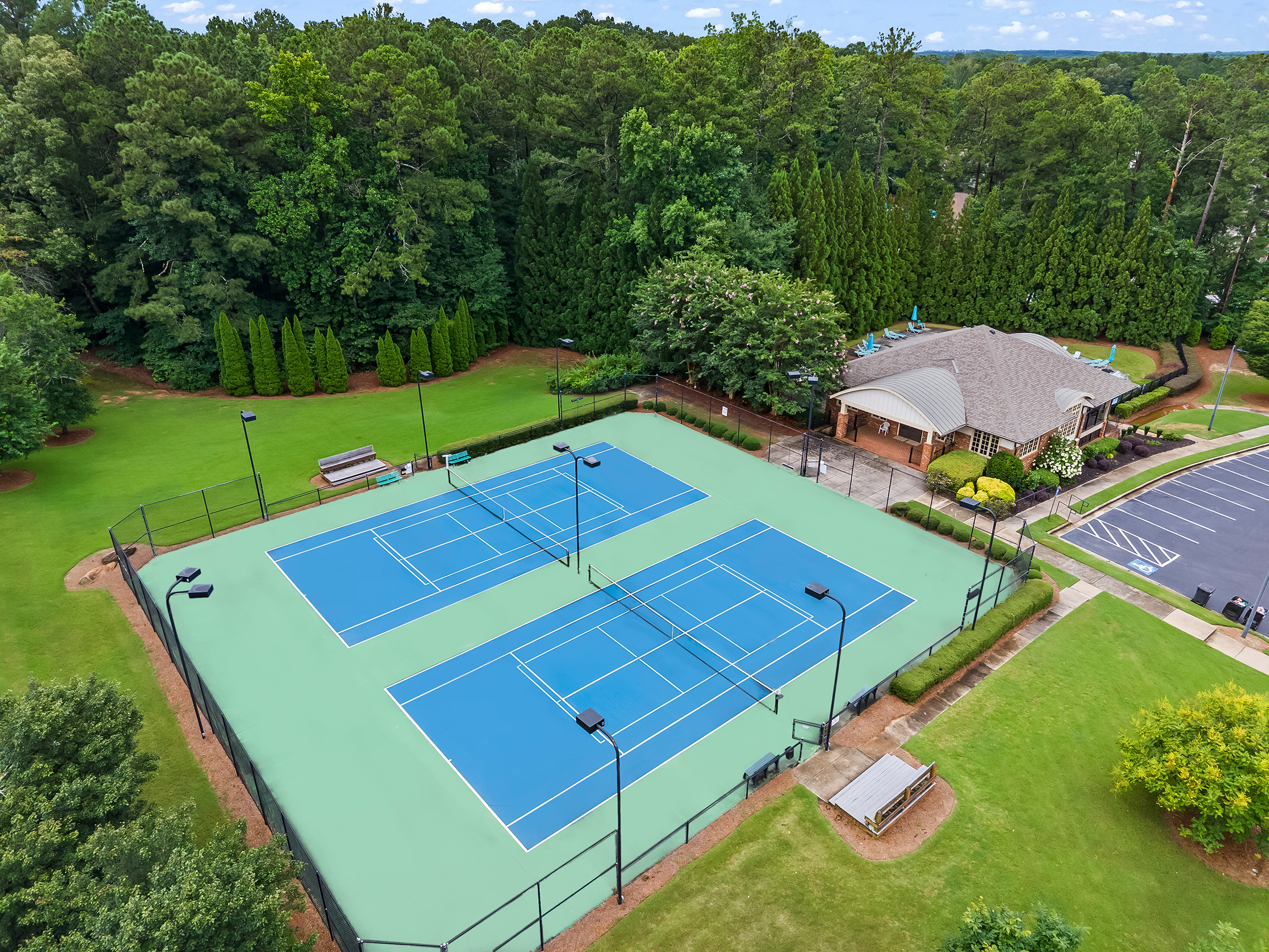  Timeless Craftsman Luxury with Unmatched Privacy in West Cobb - 物件實景