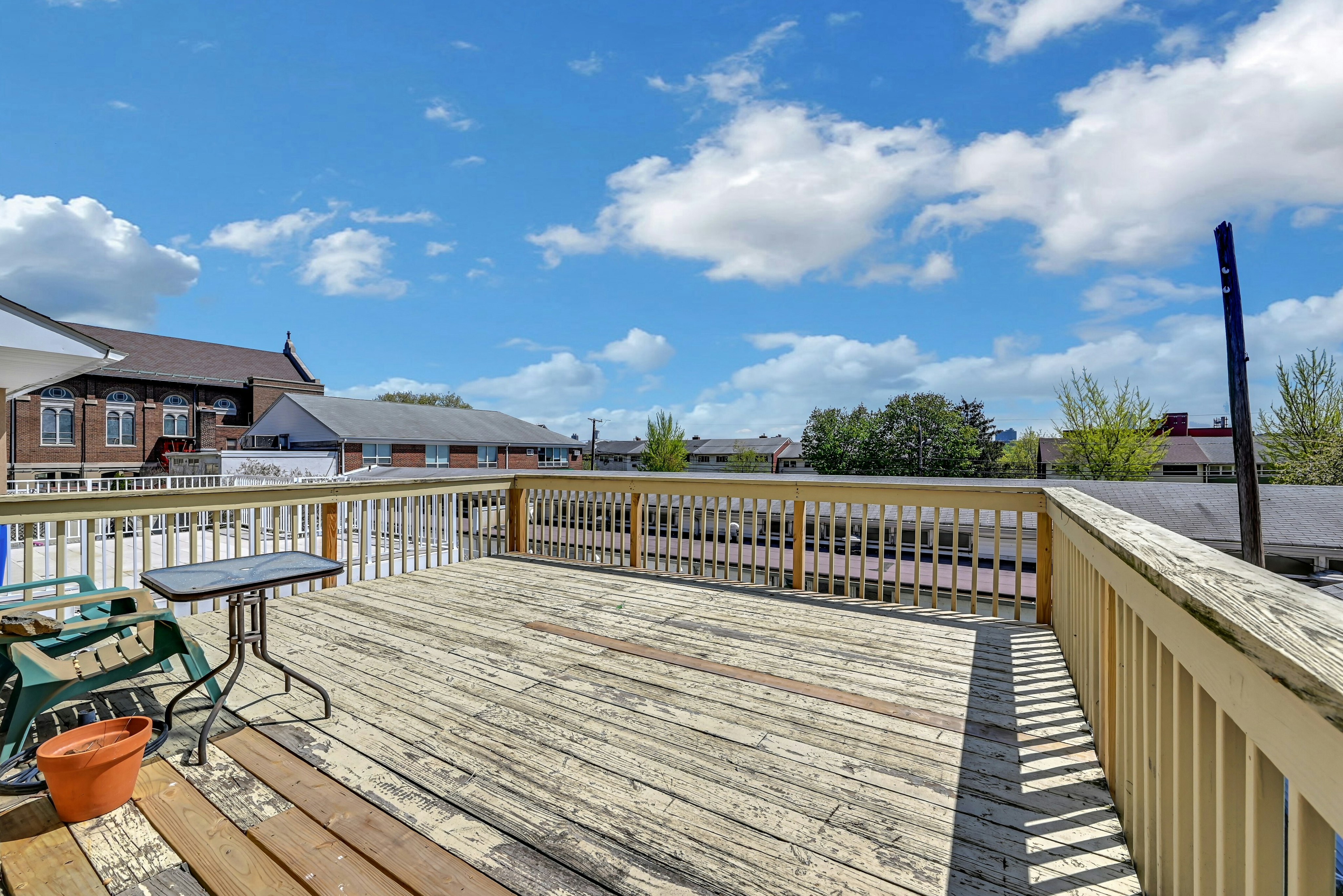  349 Undercliff Avenue, Edgewater, NJ 07020 - 物件實景